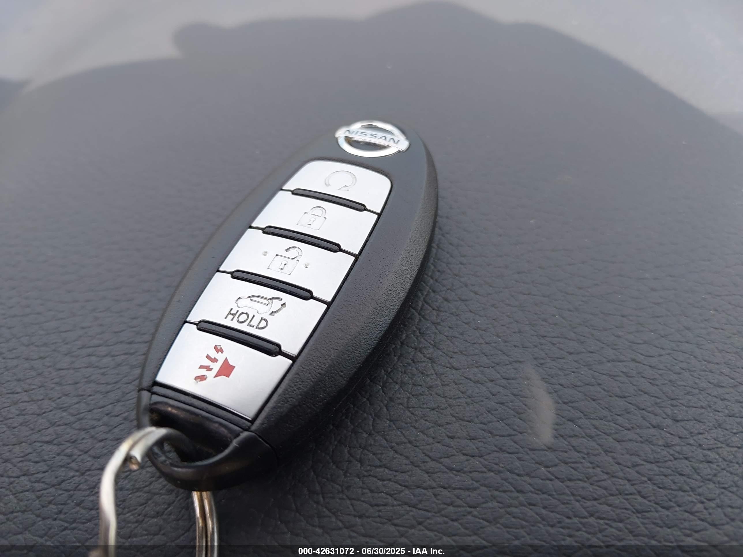 NISSAN ROGUE image 11