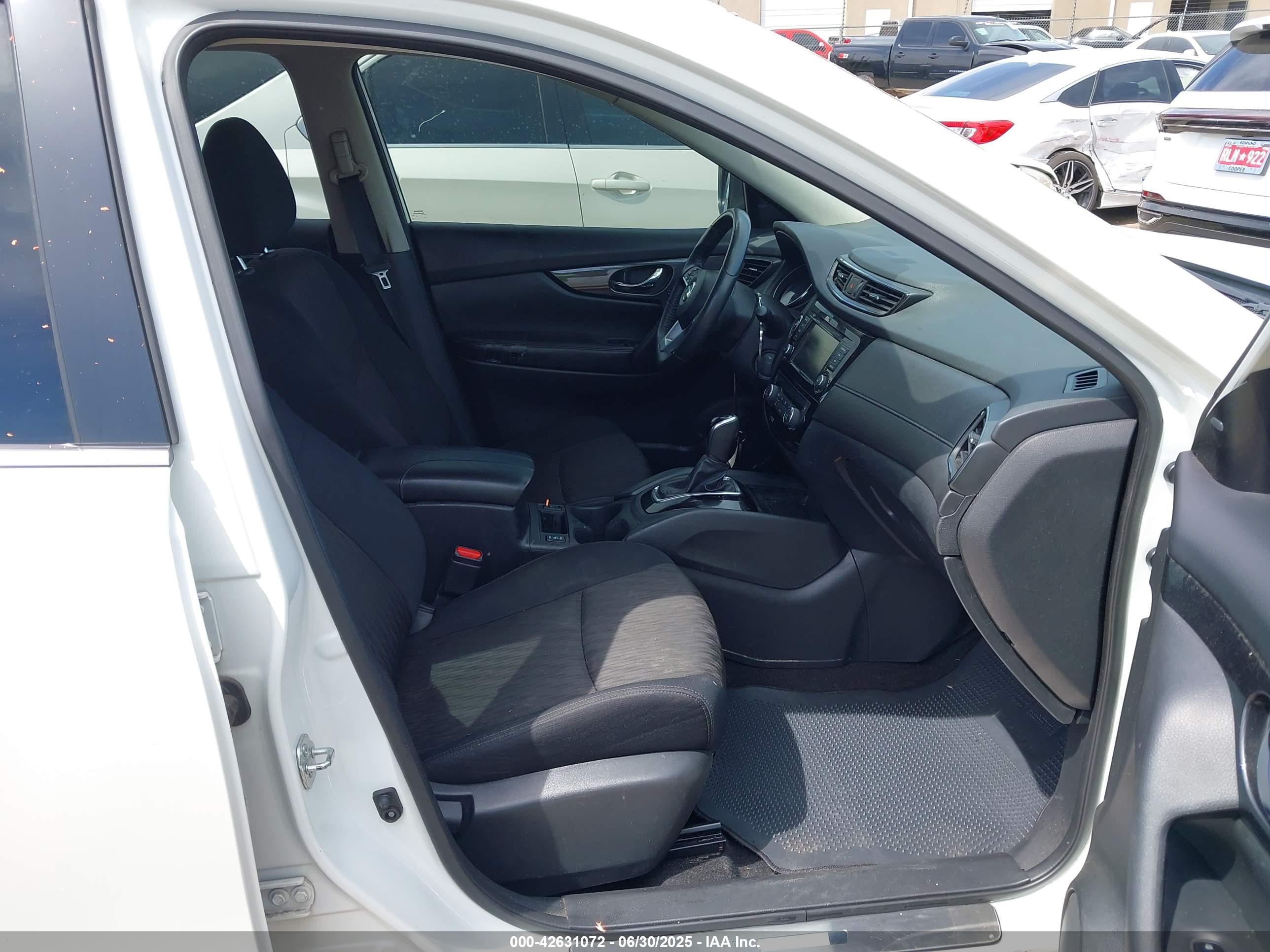 NISSAN ROGUE image 5