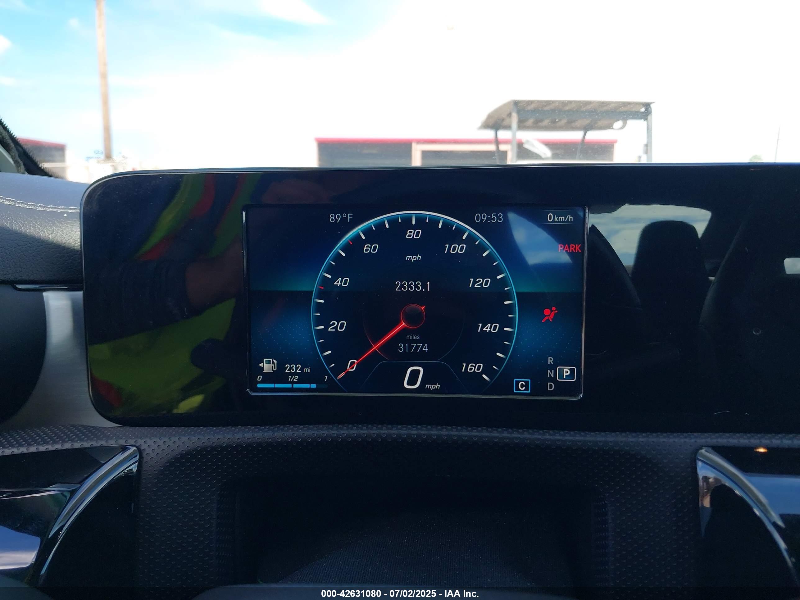 MERCEDES-BENZ CLA image 7