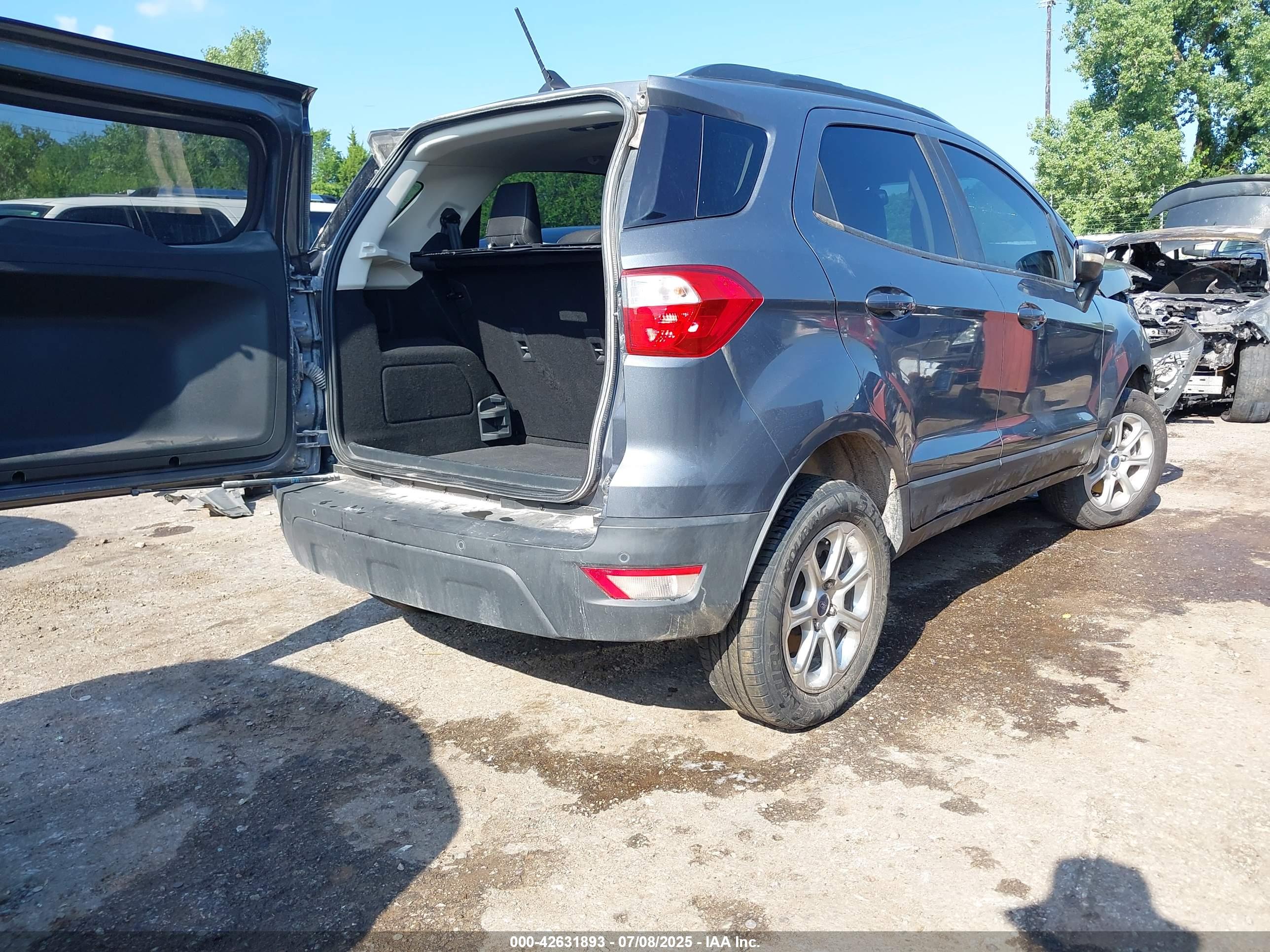 FORD ECOSPORT image 4