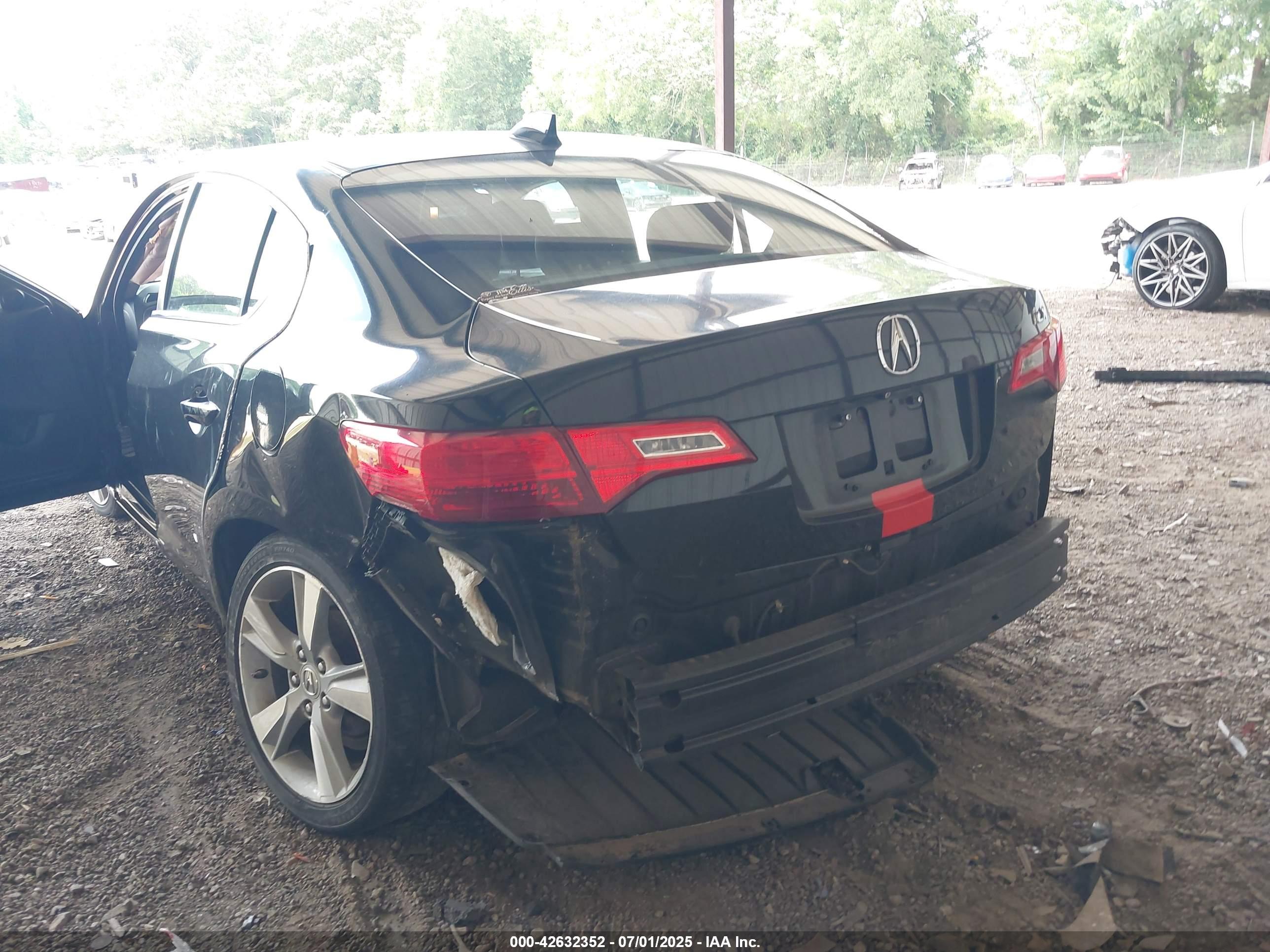 ACURA ILX image 6