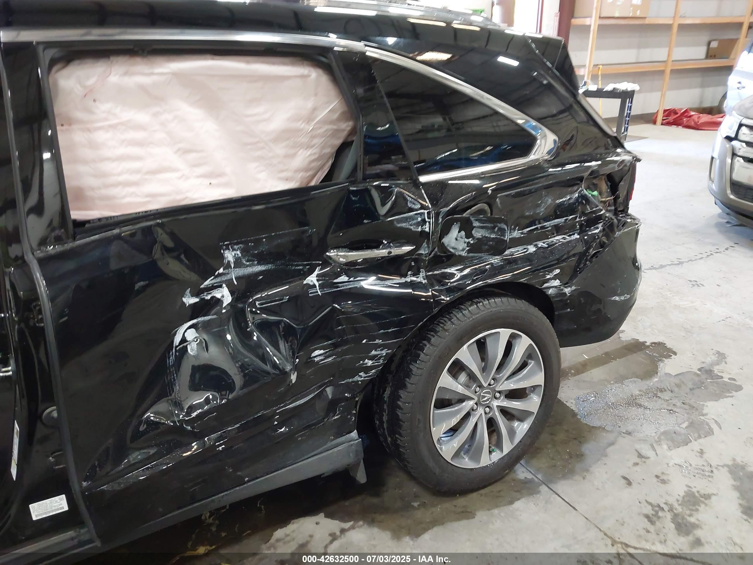 ACURA MDX image 6
