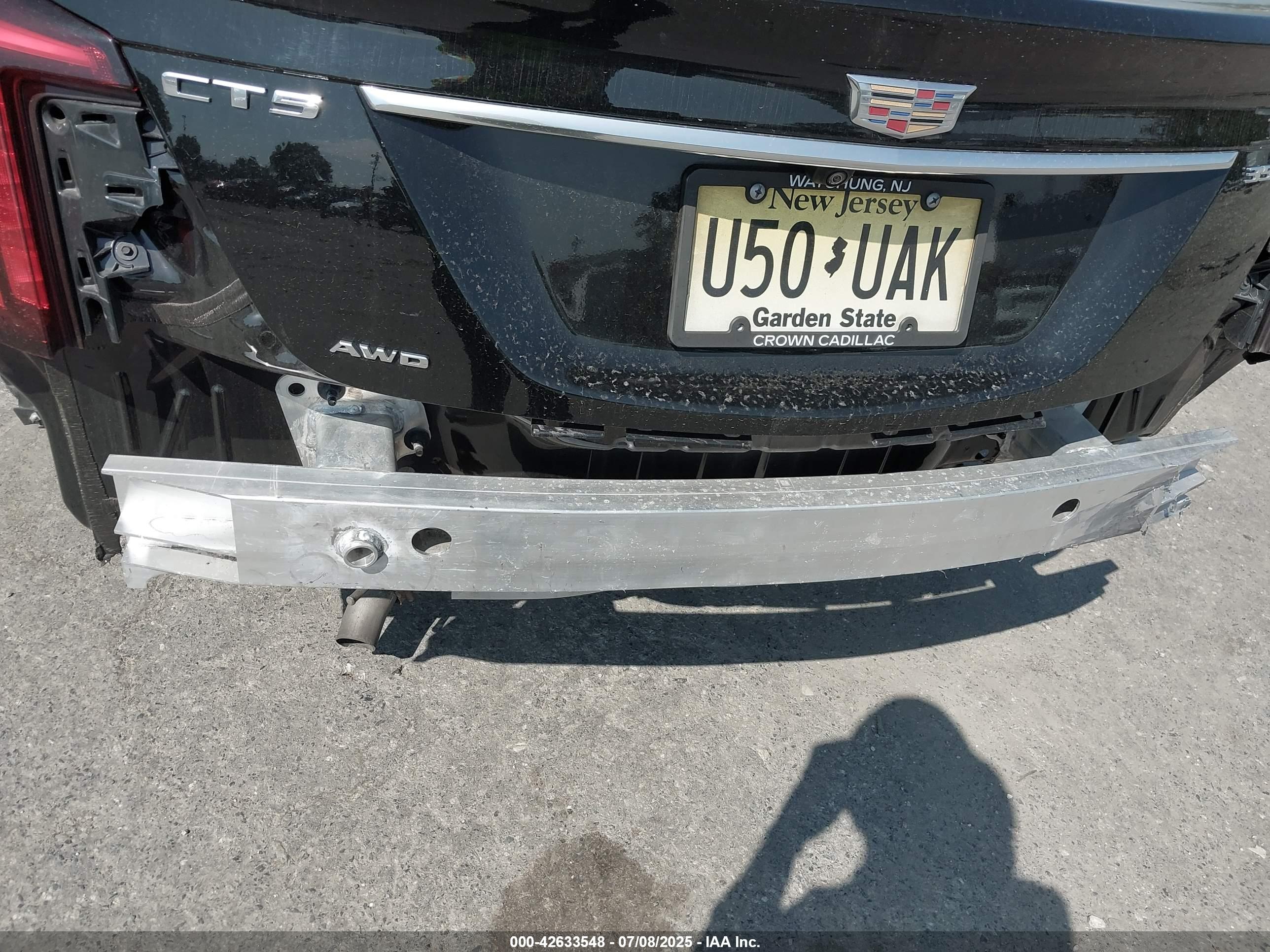 CADILLAC CT5 image 6