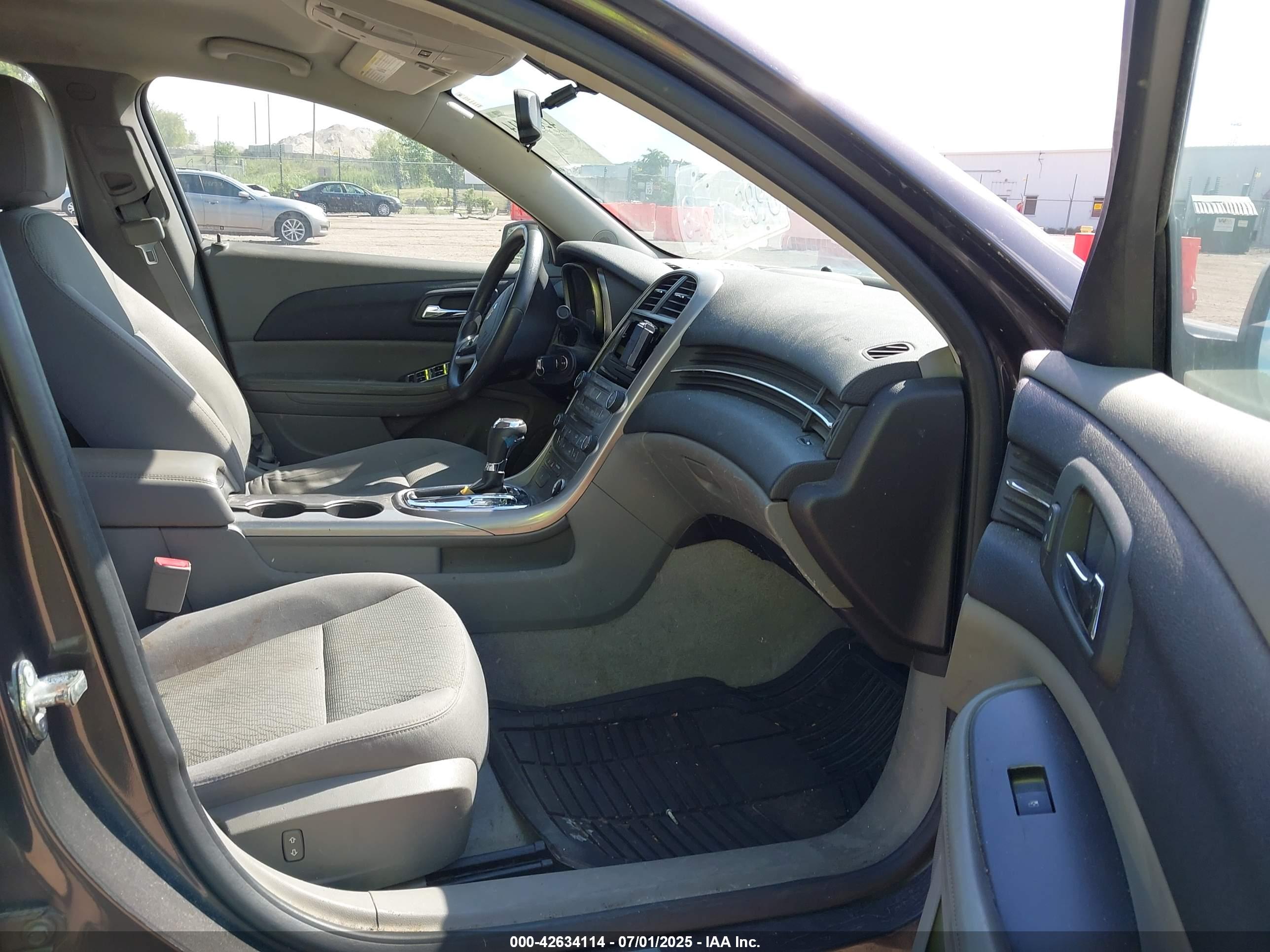 CHEVROLET MALIBU image 5