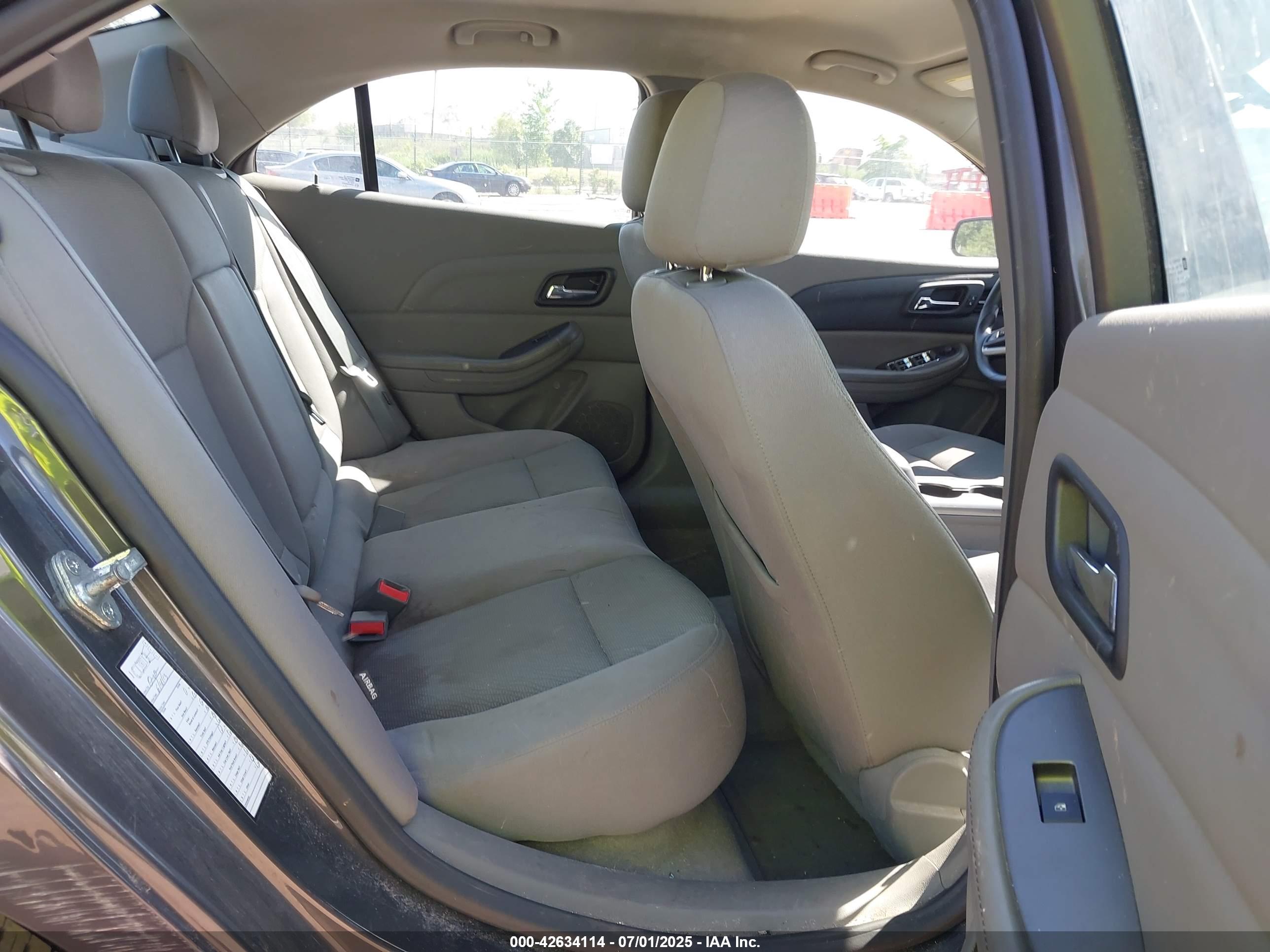 CHEVROLET MALIBU image 8