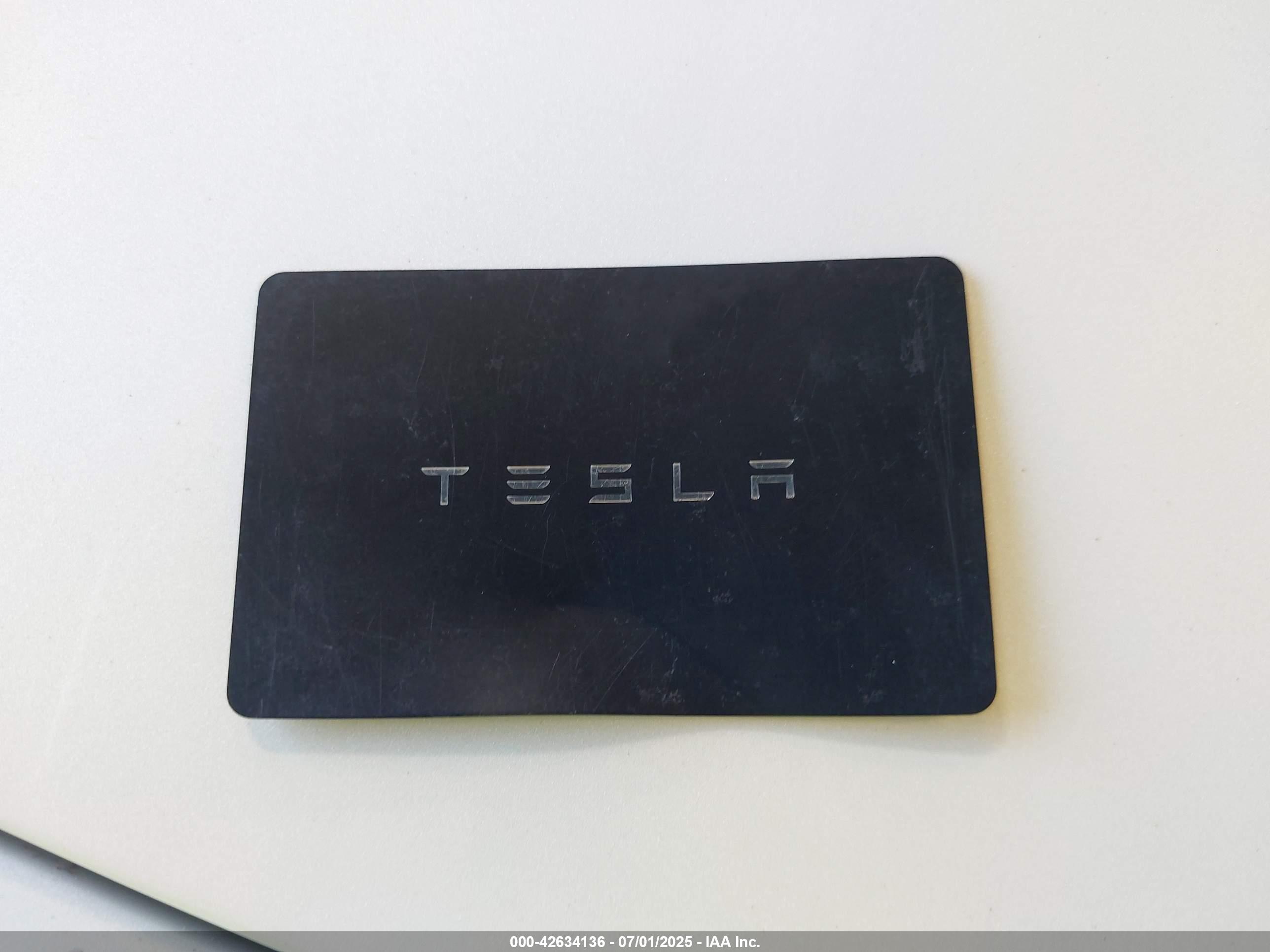 TESLA MODEL image 11