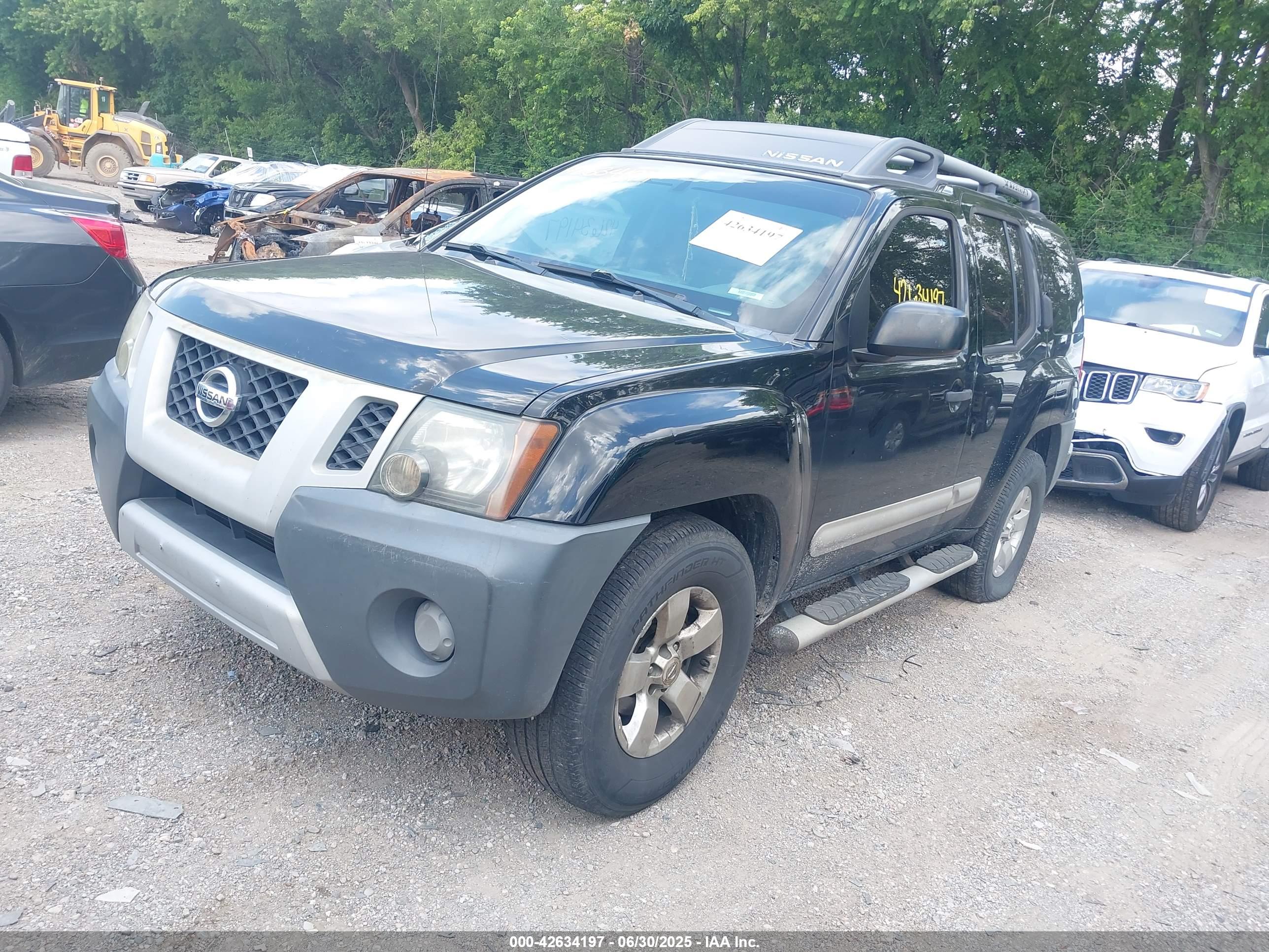 NISSAN XTERRA image 2