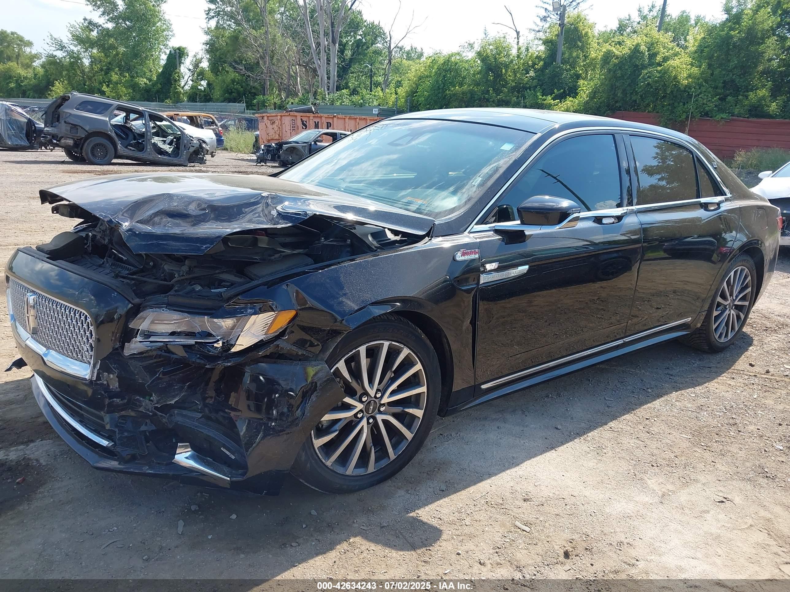 LINCOLN CONTINENTAL image 2