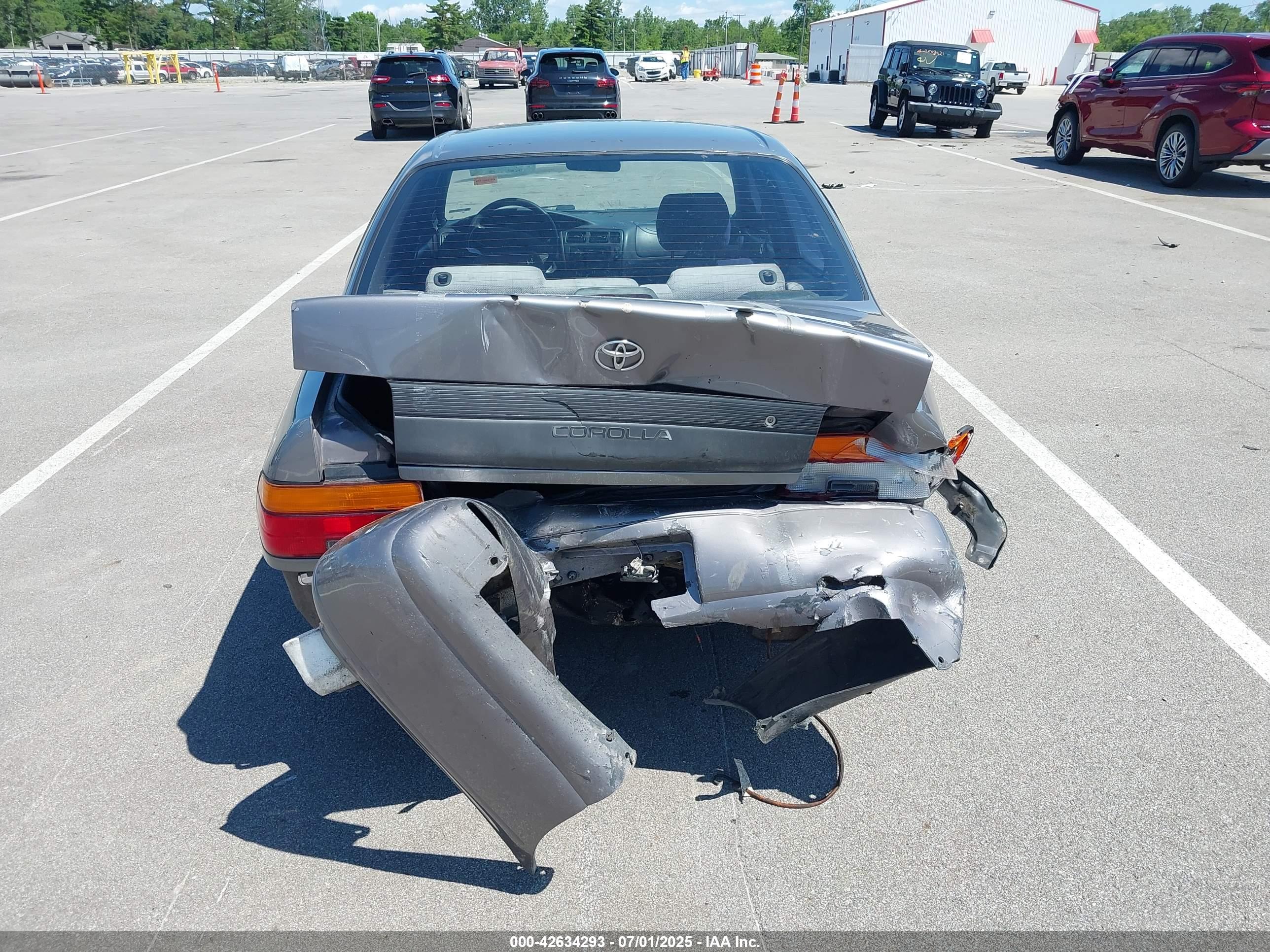 TOYOTA COROLLA image 6