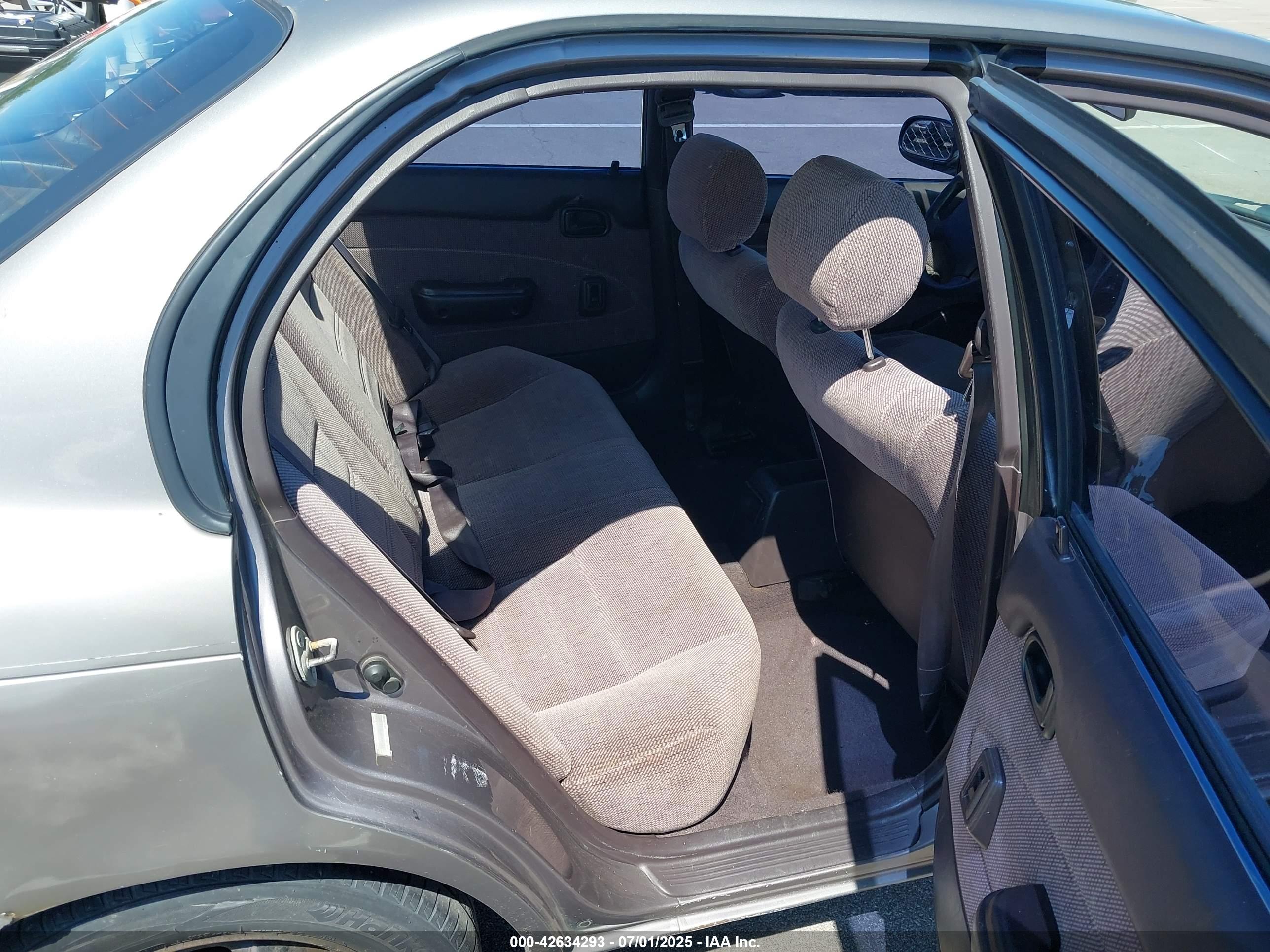 TOYOTA COROLLA image 8