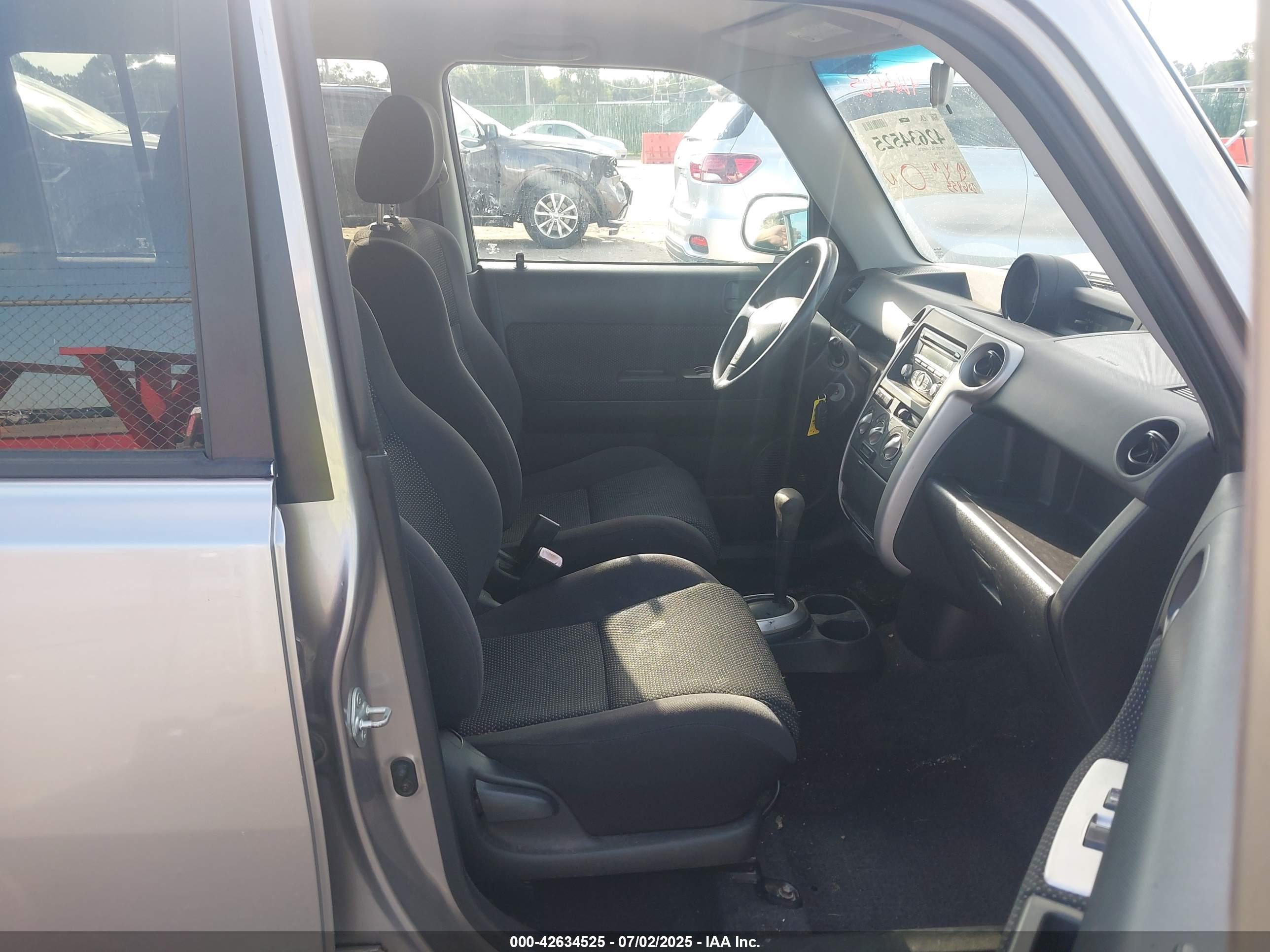 SCION XB image 5