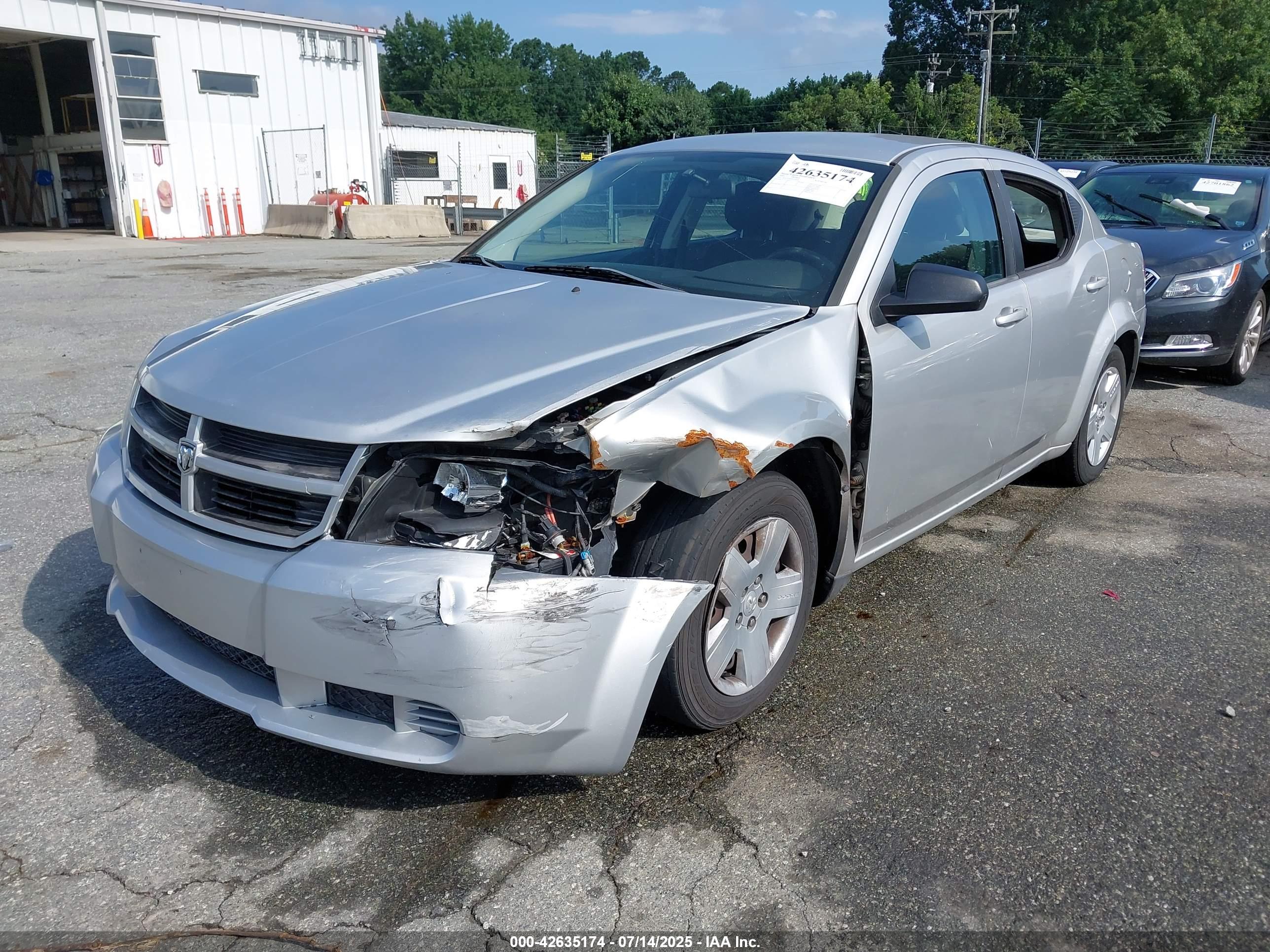 DODGE AVENGER image 6