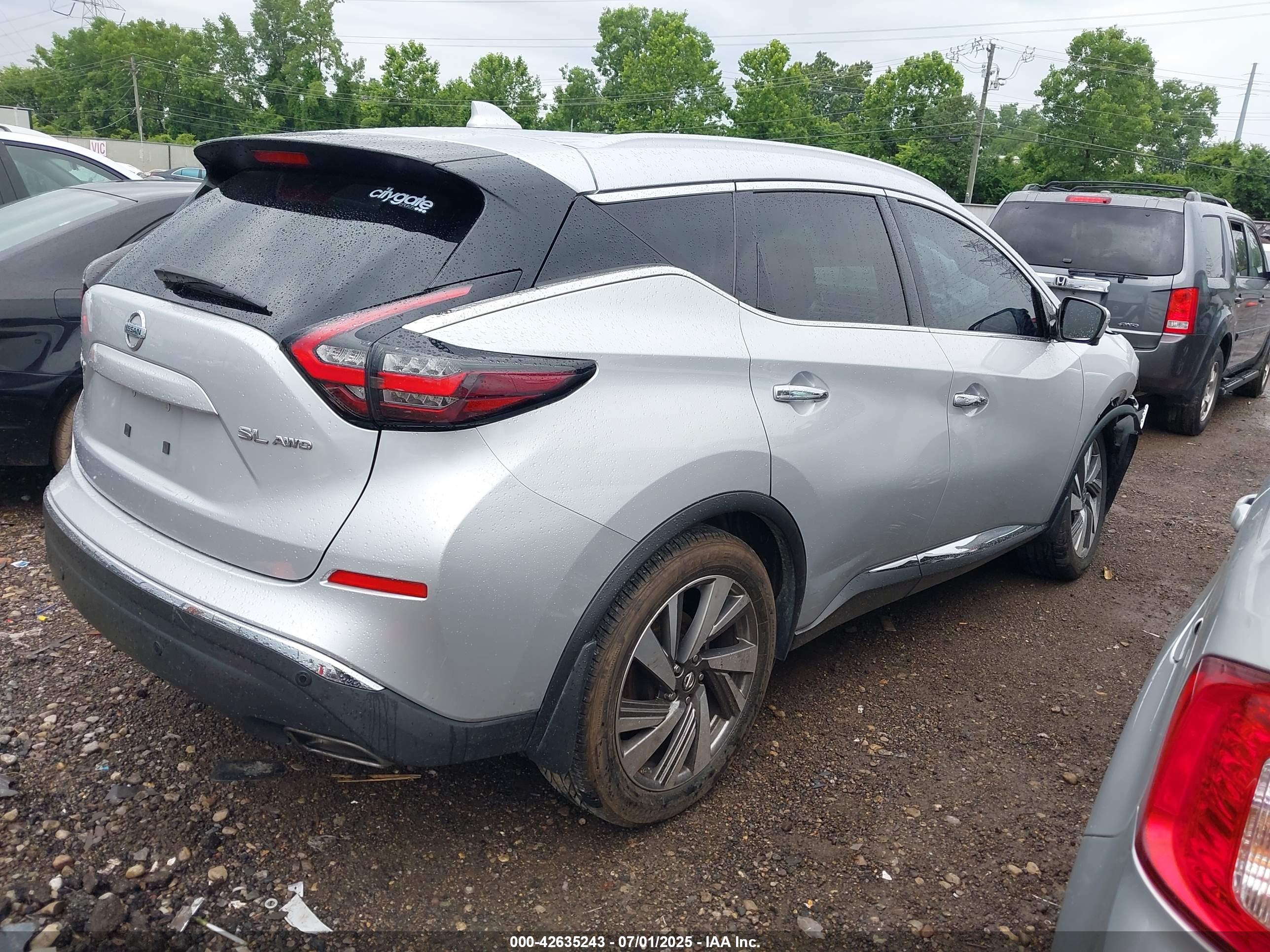 NISSAN MURANO image 4