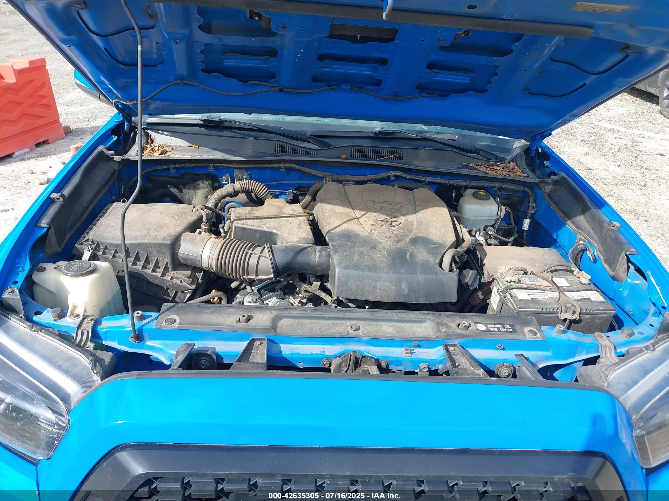 TOYOTA TACOMA image 10