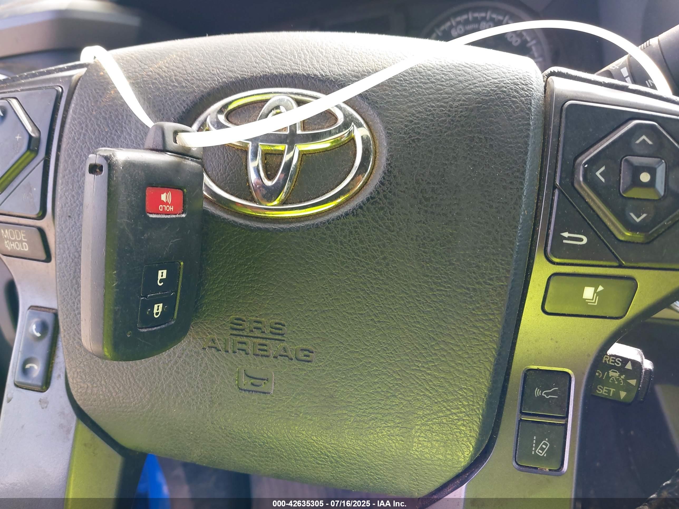 TOYOTA TACOMA image 11
