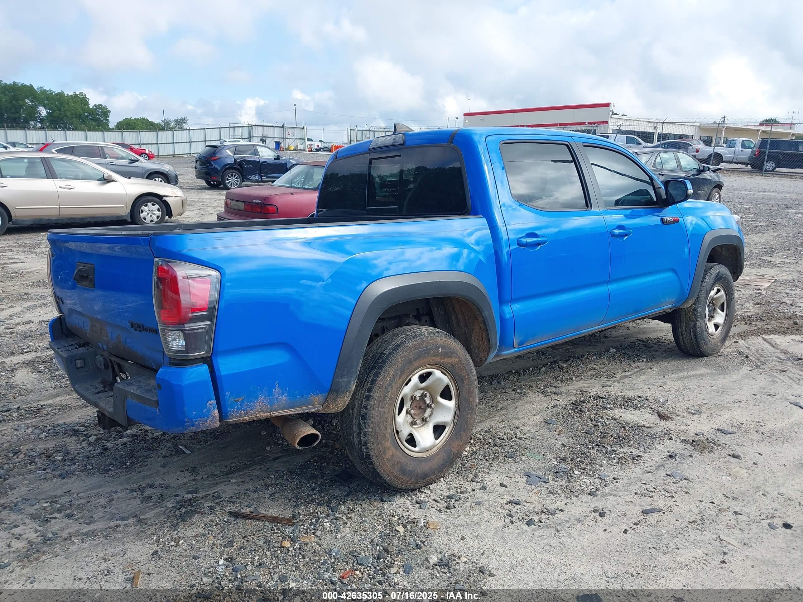 TOYOTA TACOMA image 4