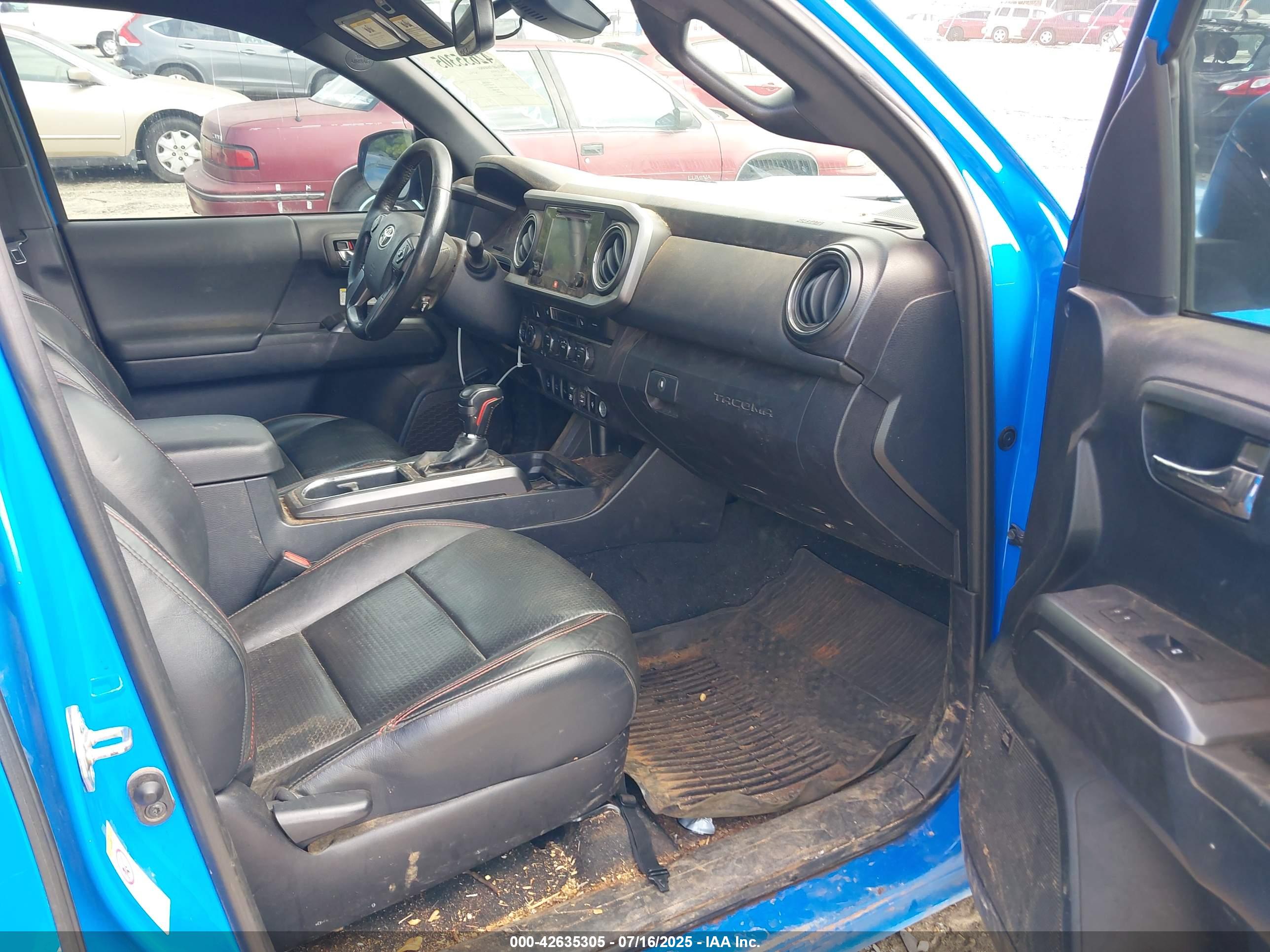 TOYOTA TACOMA image 5