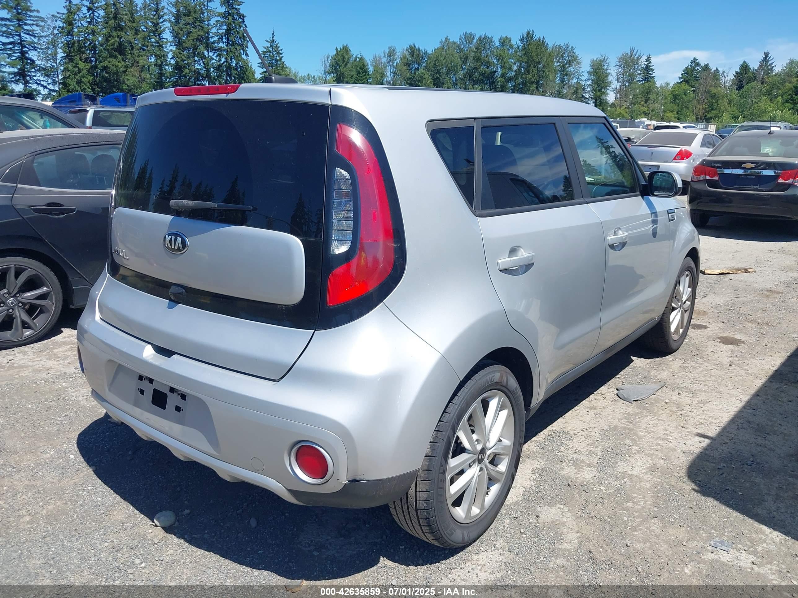 KIA SOUL image 4