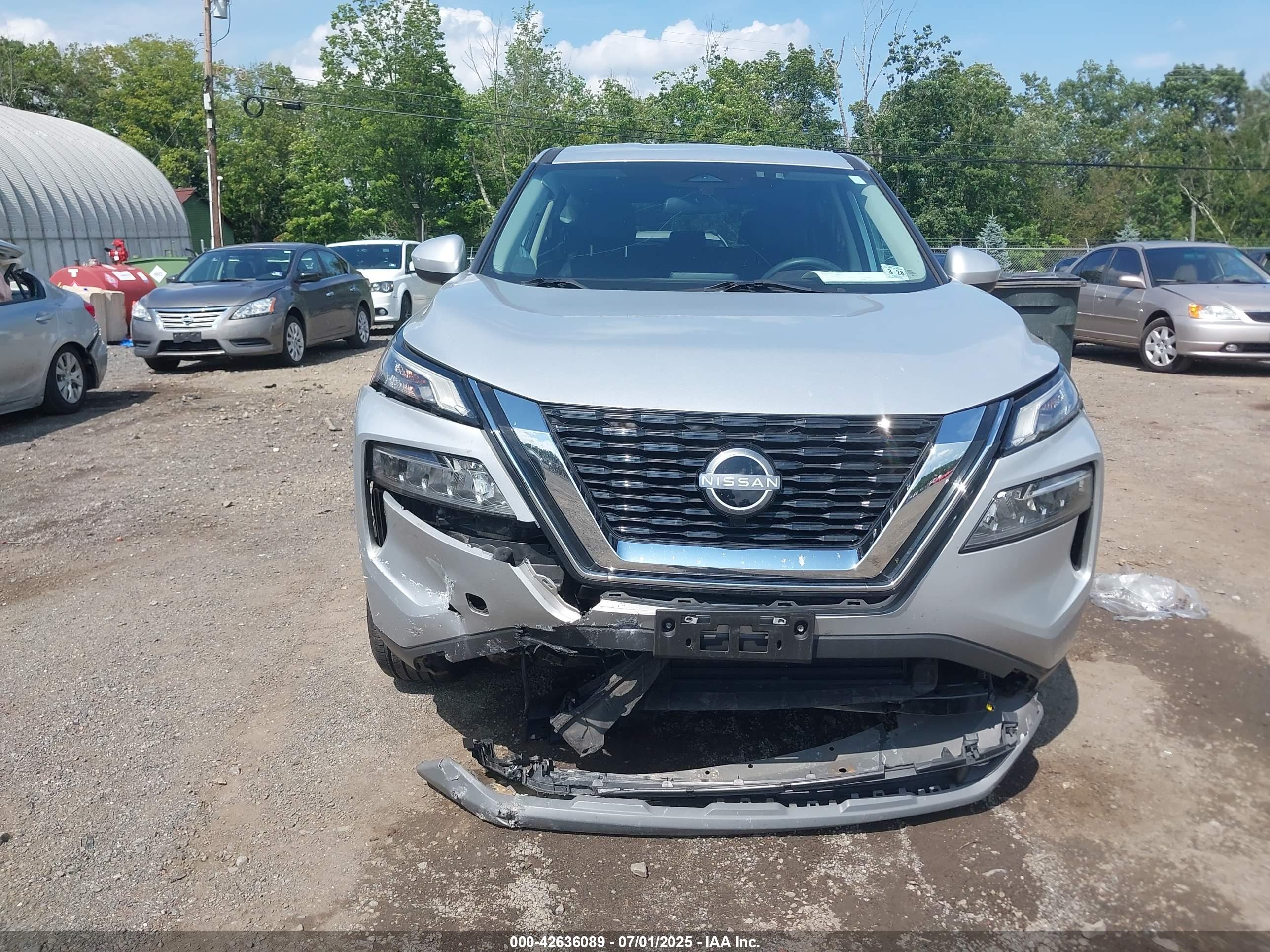 NISSAN ROGUE image 6