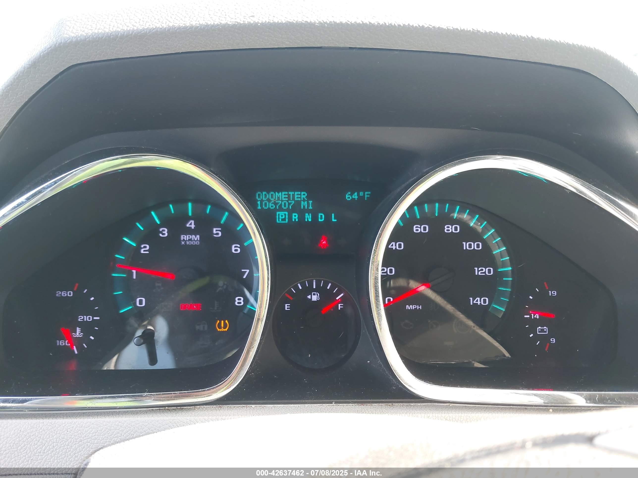 CHEVROLET TRAVERSE image 7