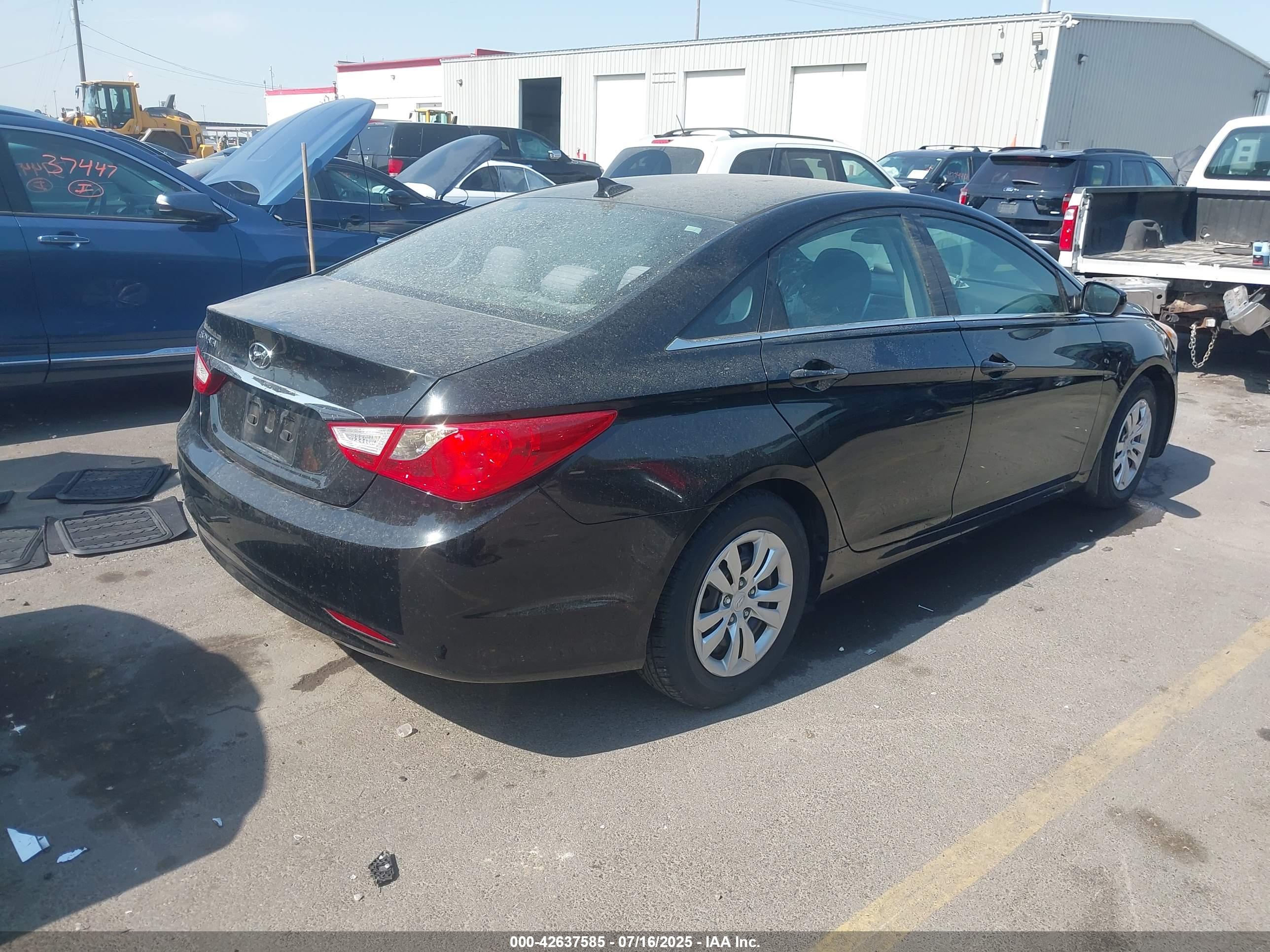 HYUNDAI SONATA image 4