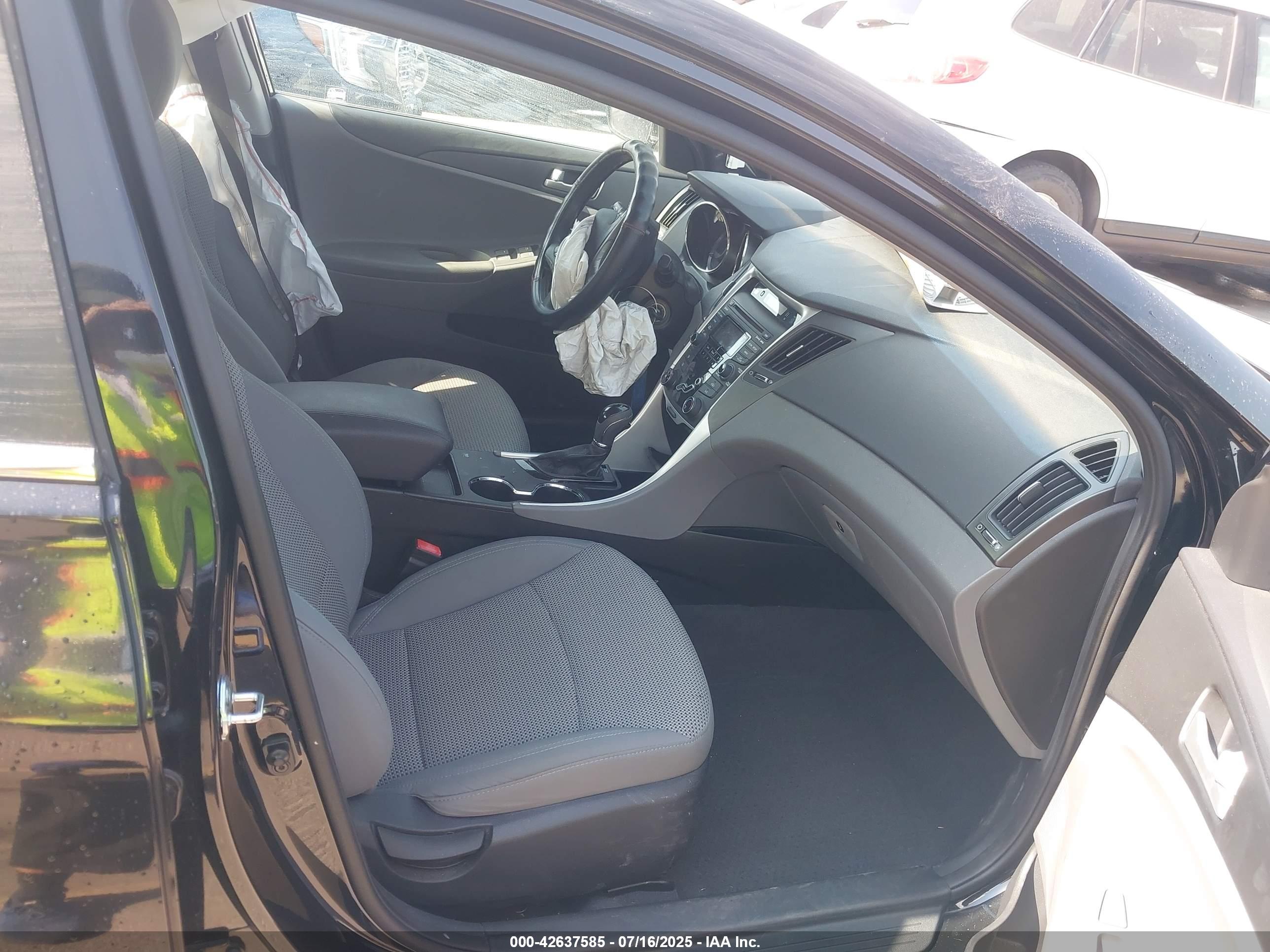 HYUNDAI SONATA image 5