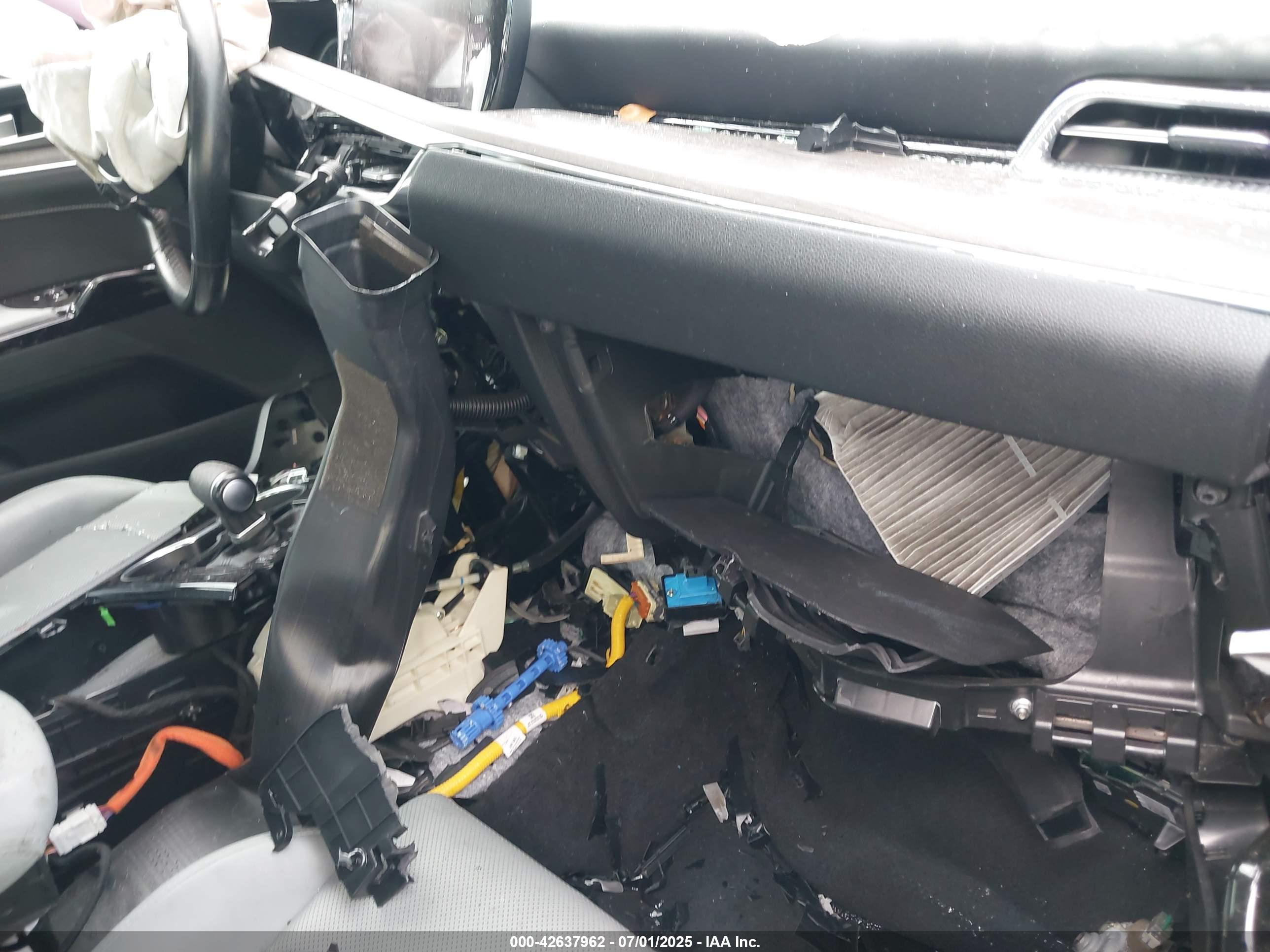 KIA K5 image 5