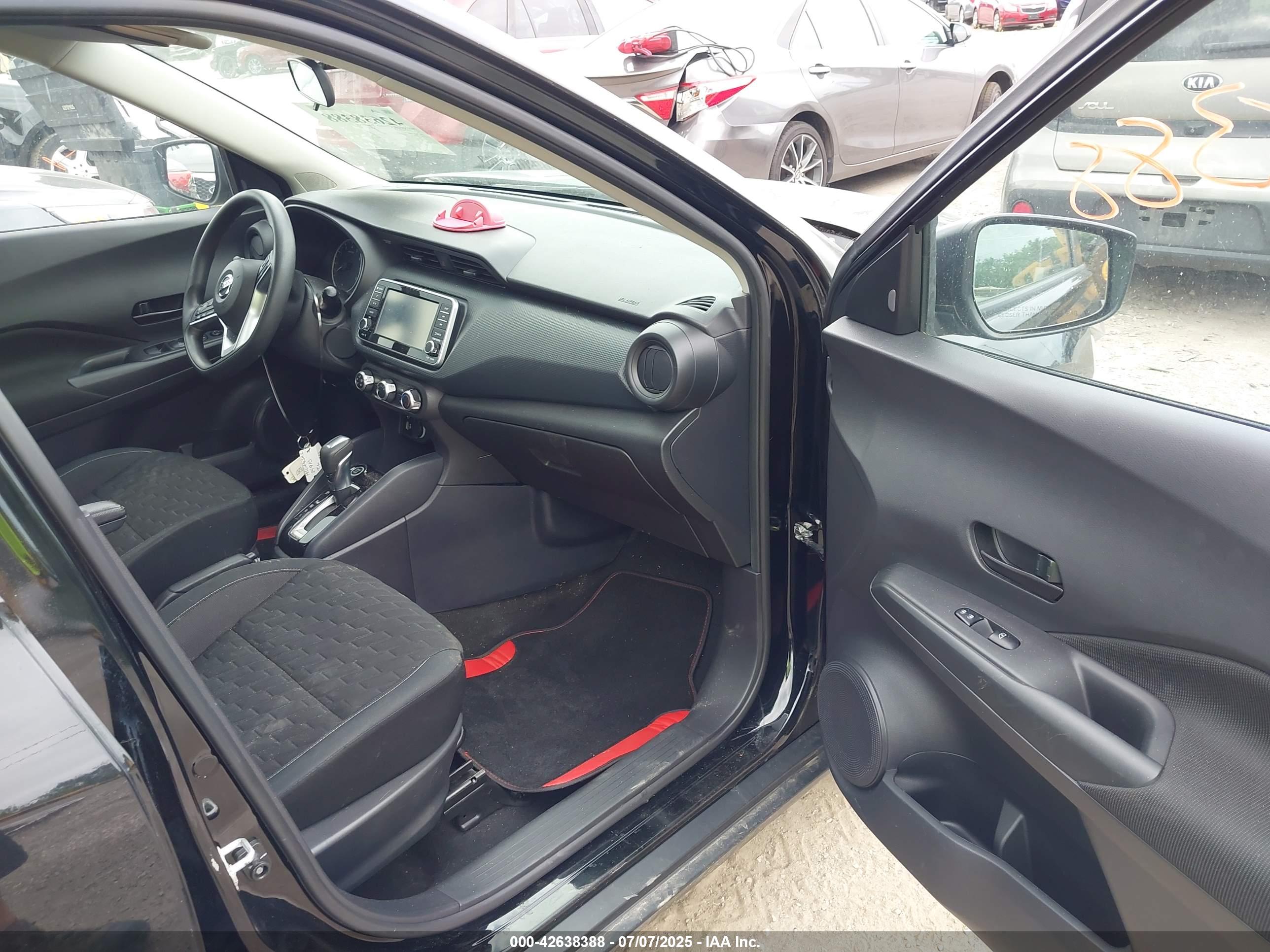 NISSAN KICKS image 5