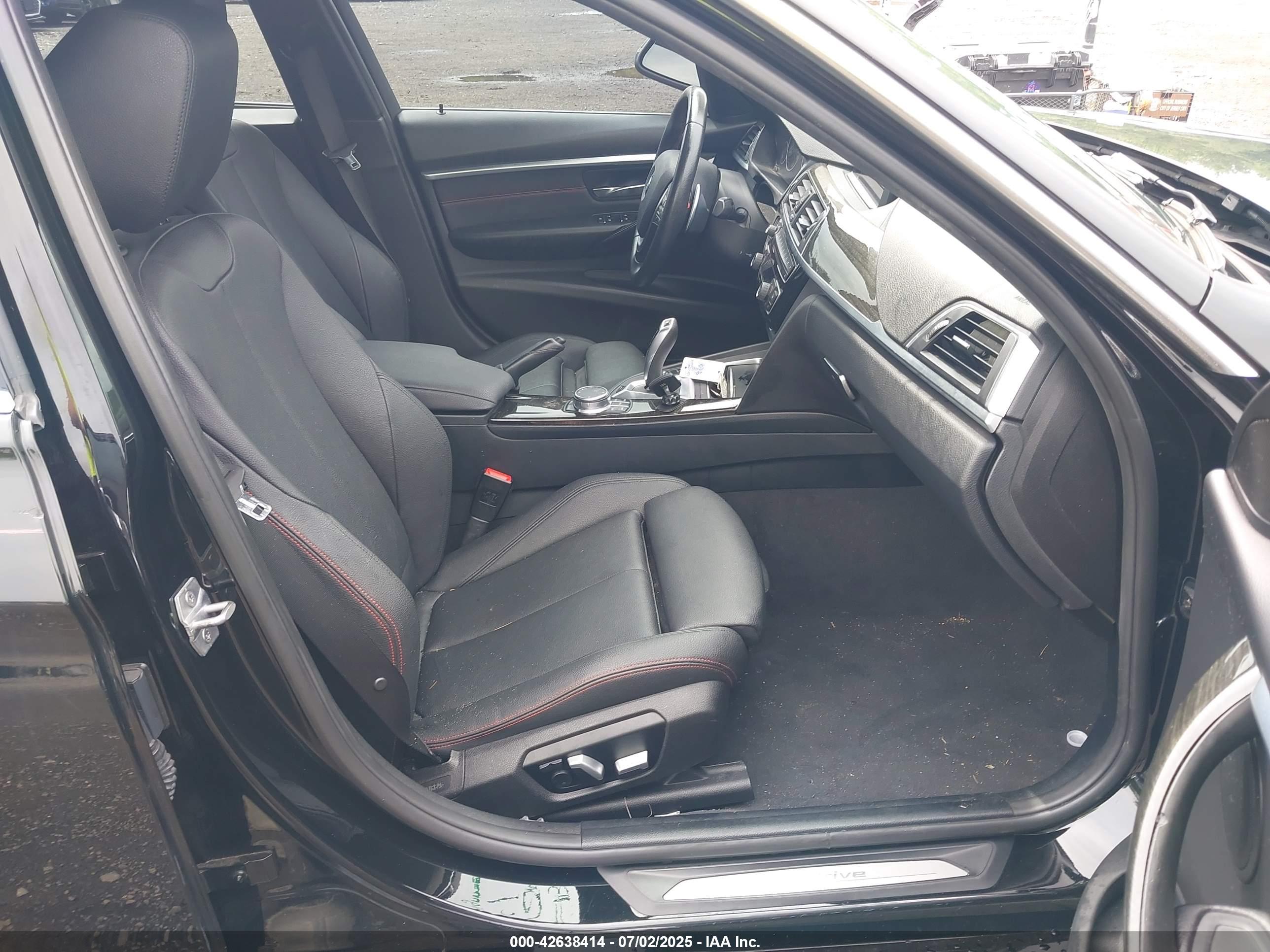 BMW 330E image 5