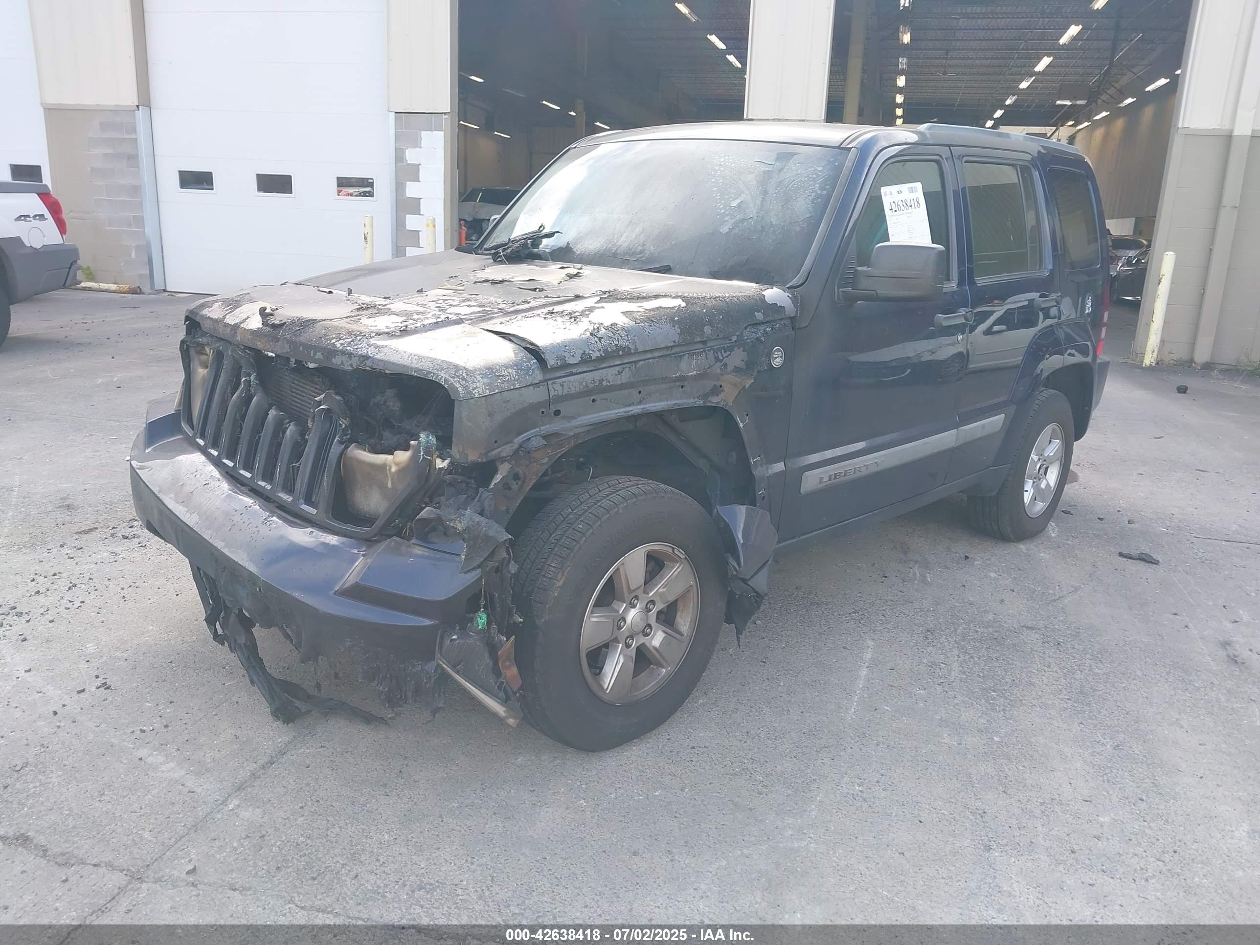 JEEP LIBERTY image 2