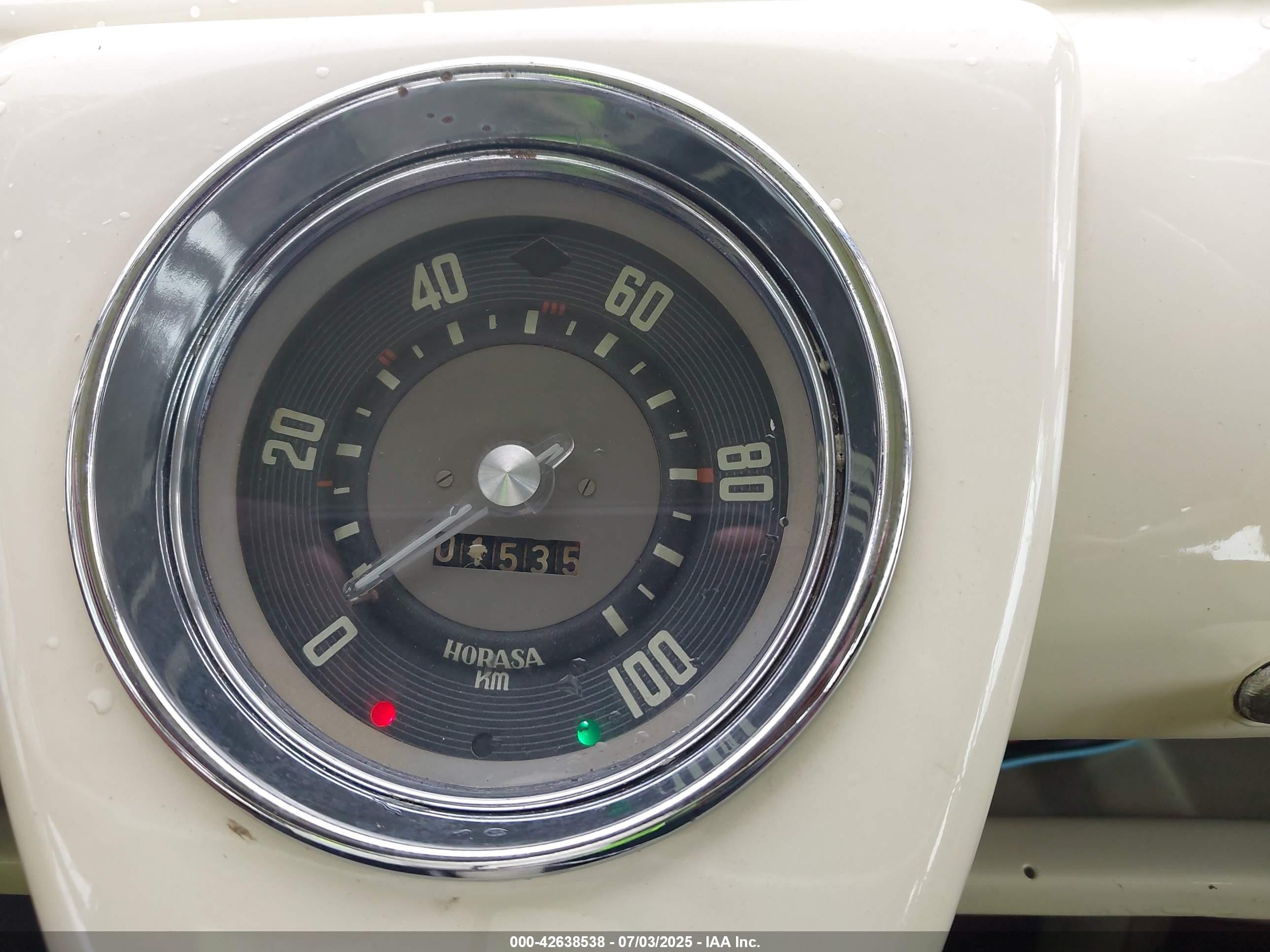 VOLKSWAGEN TRANSPORTER image 7