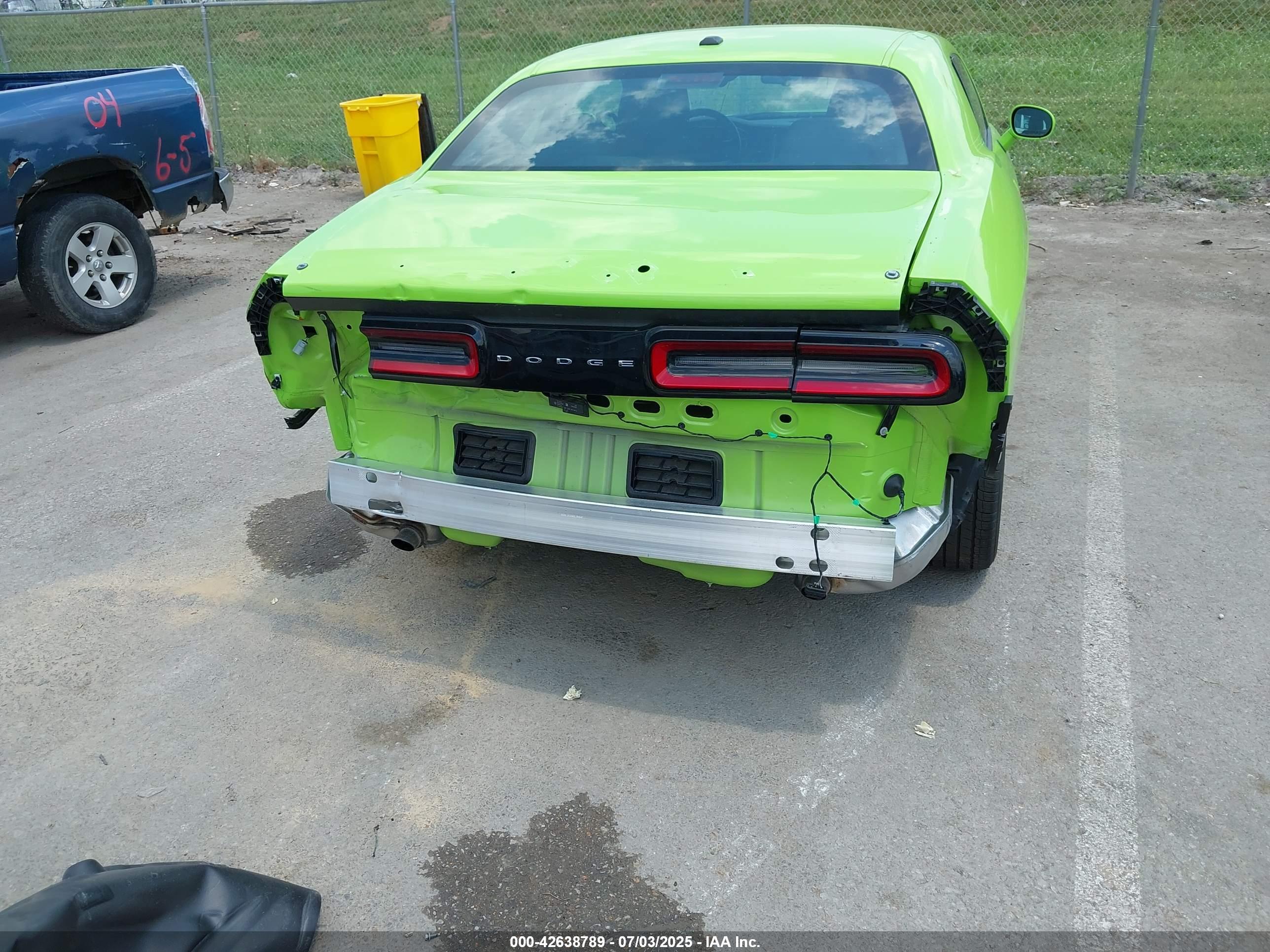 DODGE CHALLENGER image 6