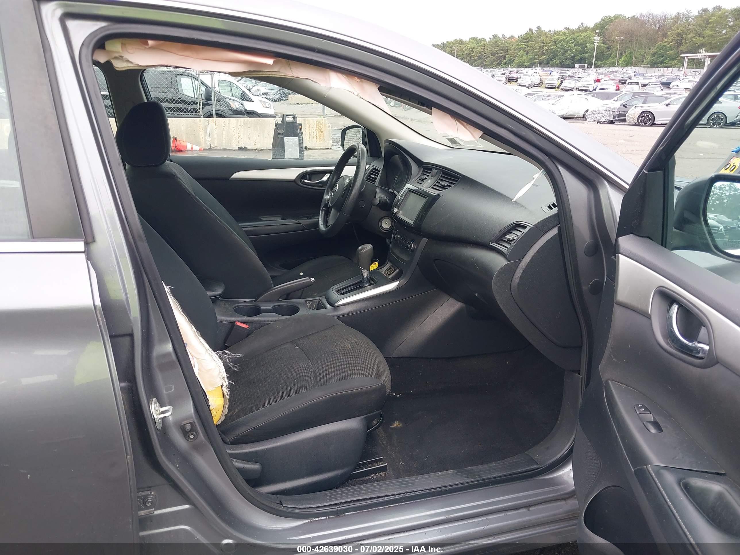 NISSAN SENTRA image 5