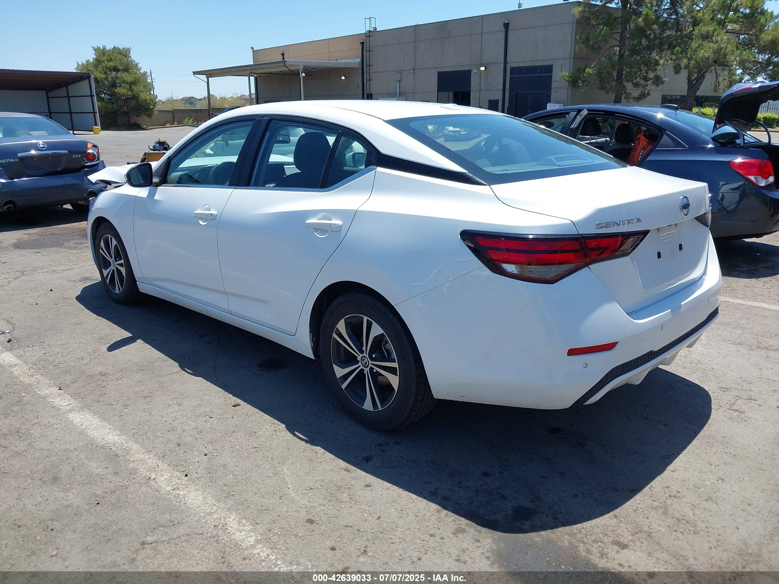 NISSAN SENTRA image 3