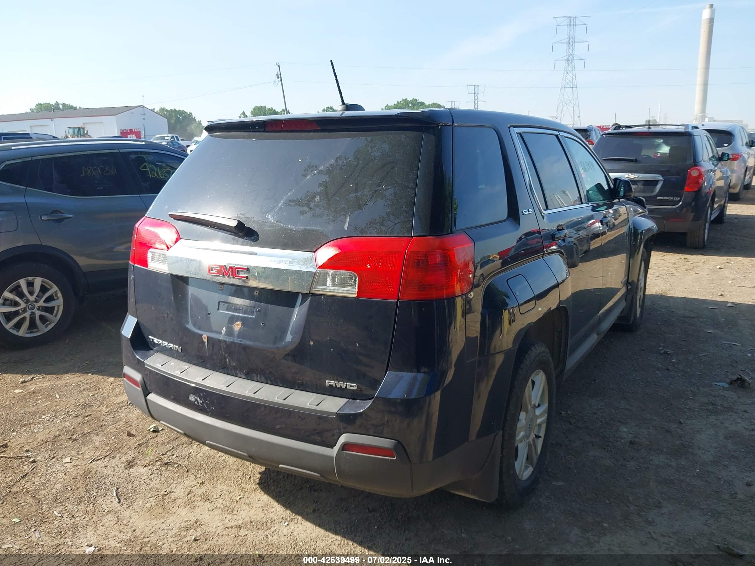 GMC TERRAIN image 4