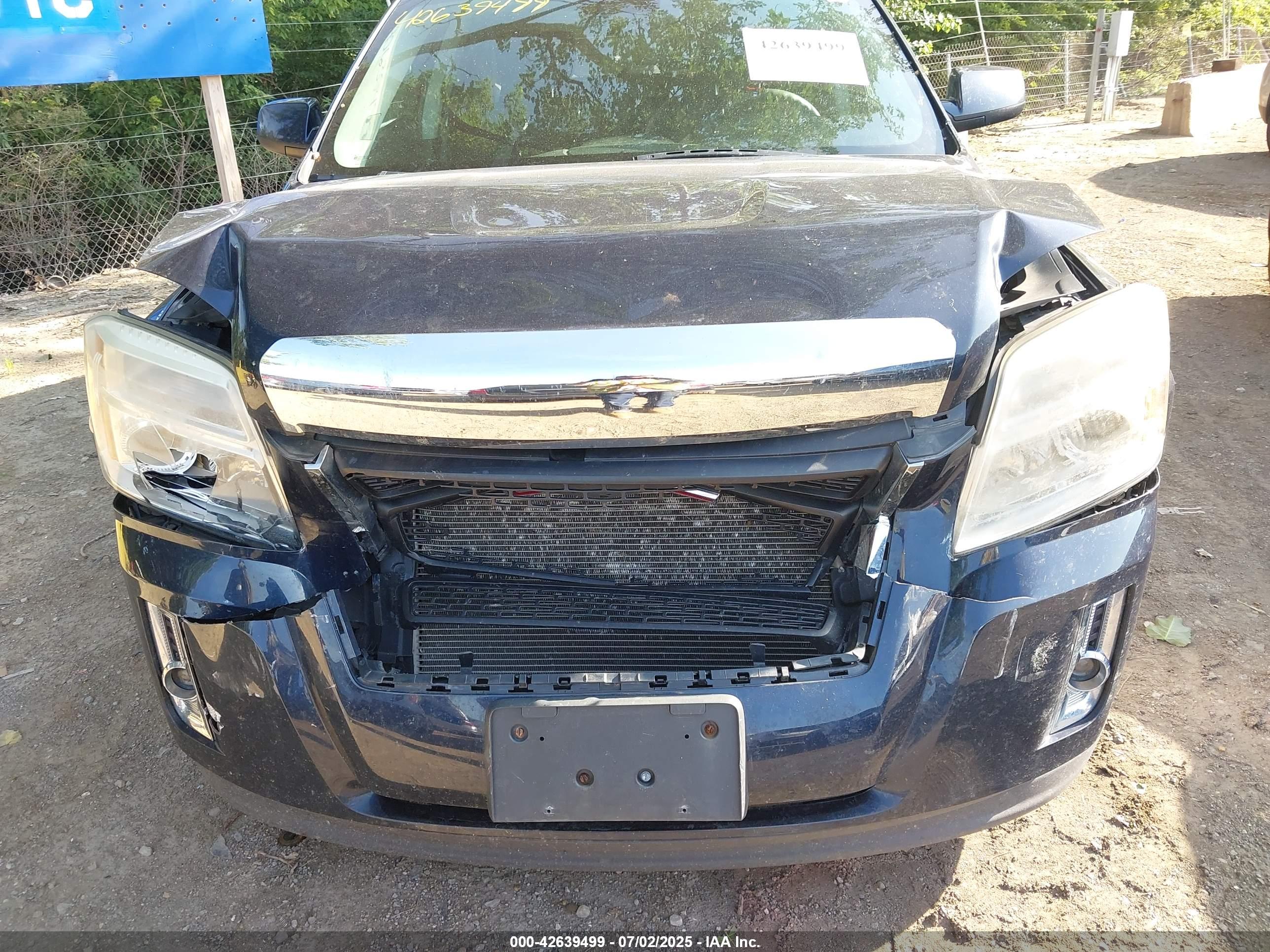 GMC TERRAIN image 6