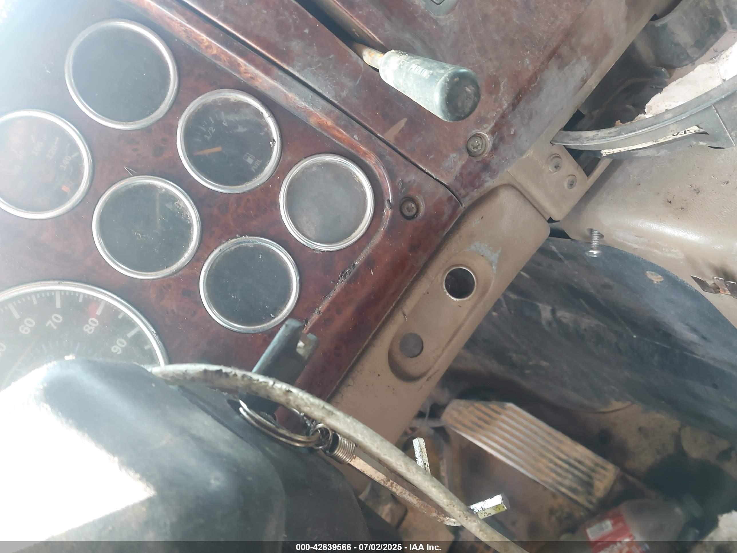 MACK 700 image 11