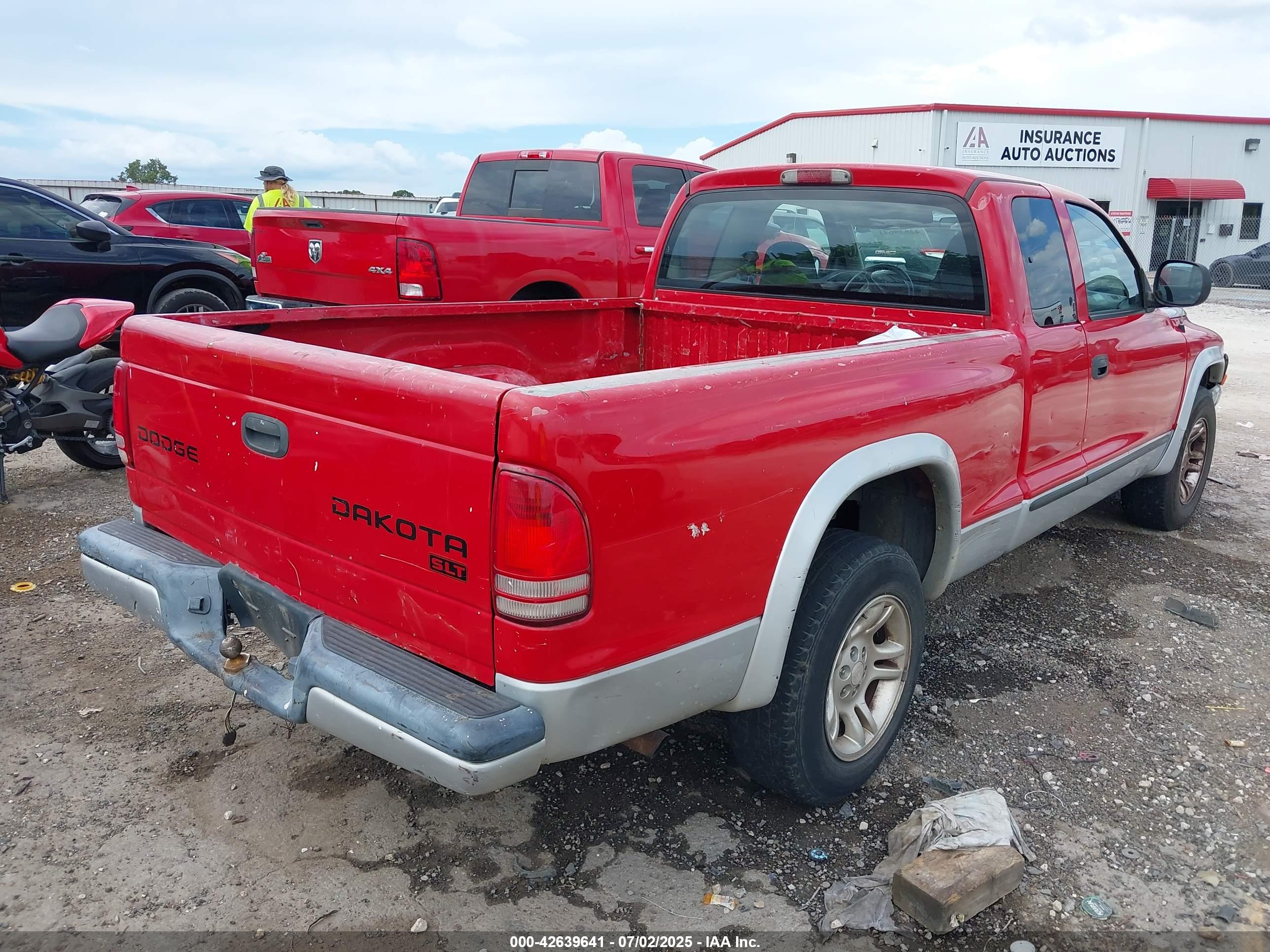 DODGE DAKOTA image 4