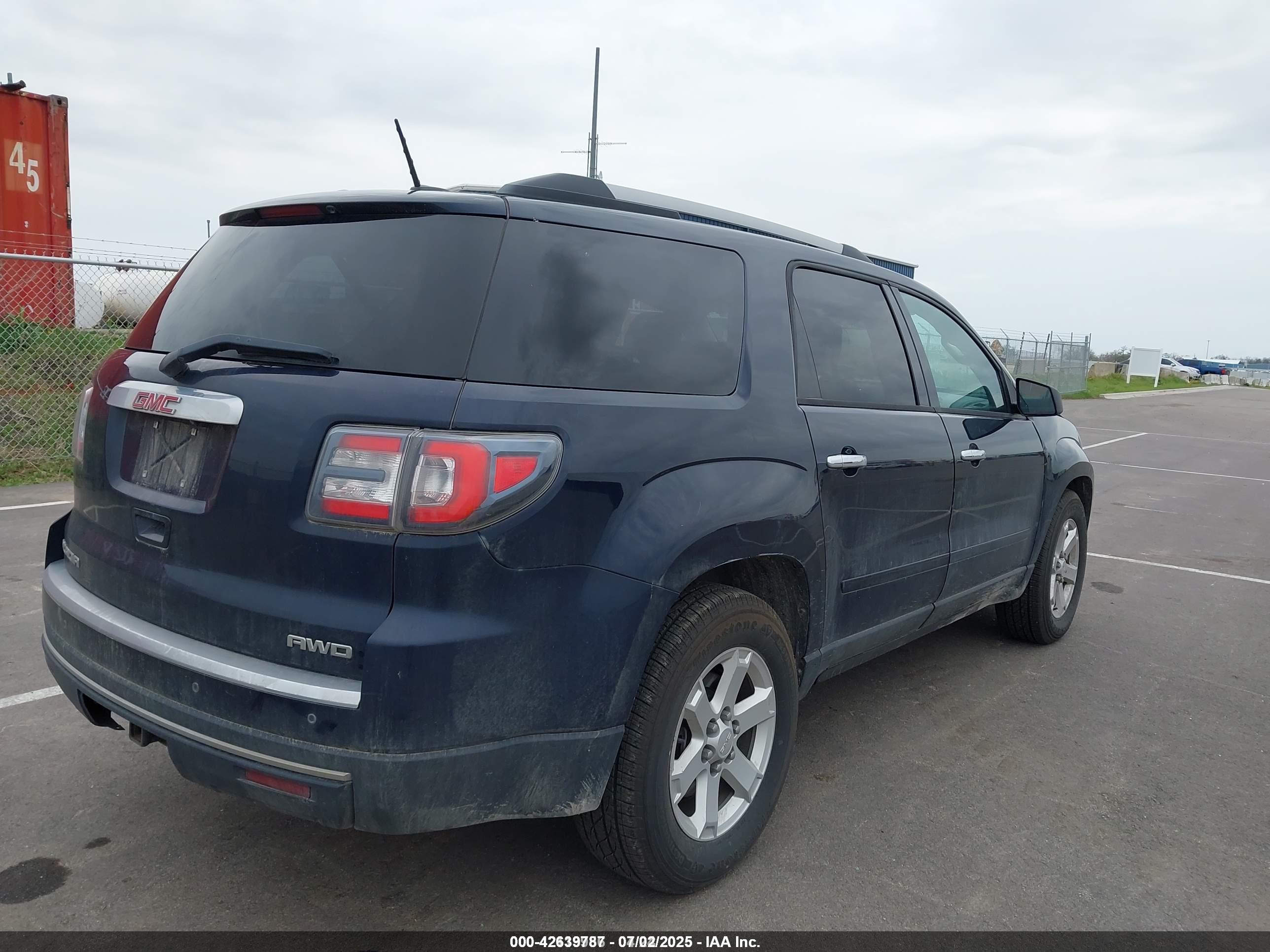 GMC ACADIA image 4