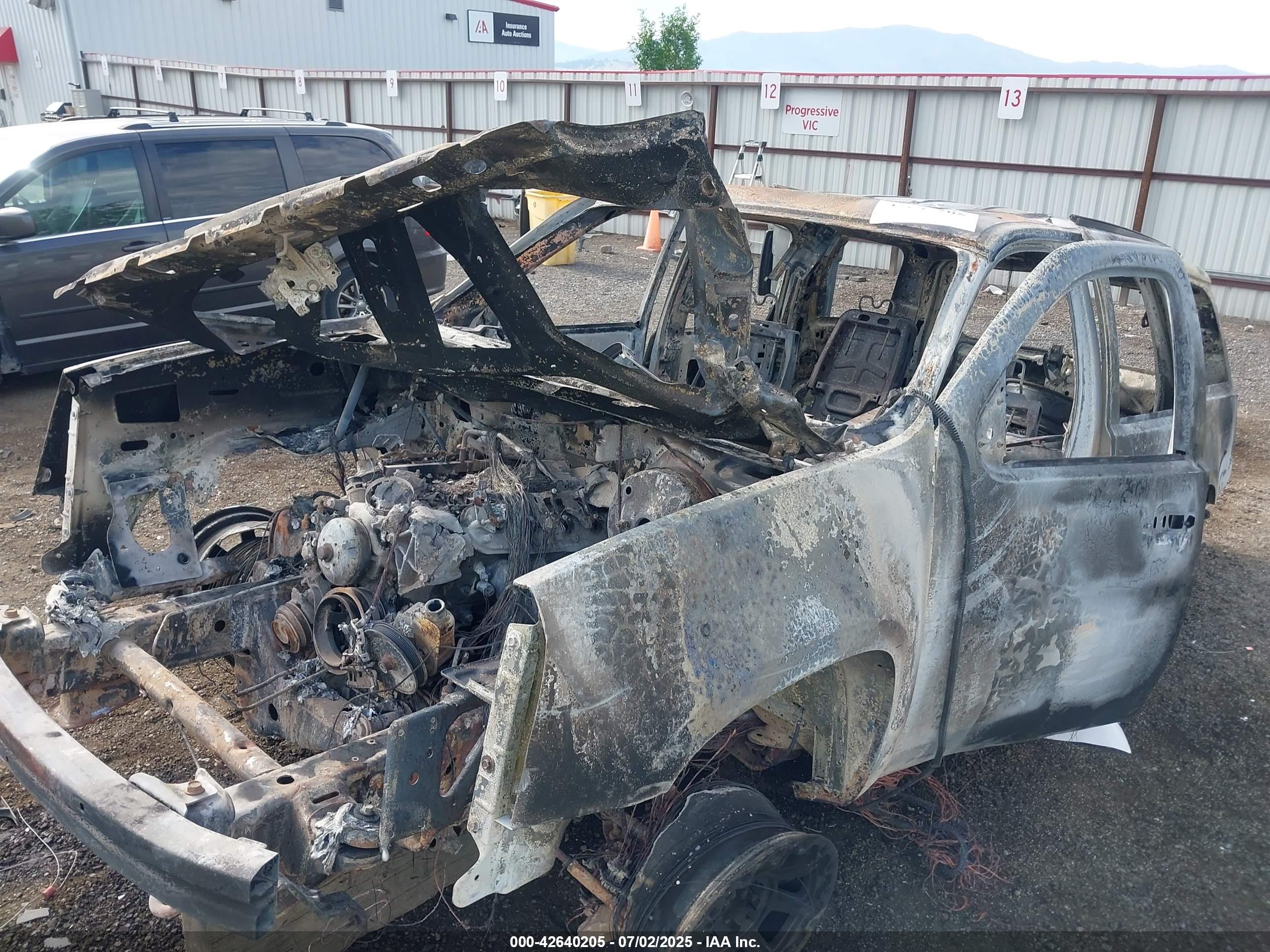 GMC YUKON image 6