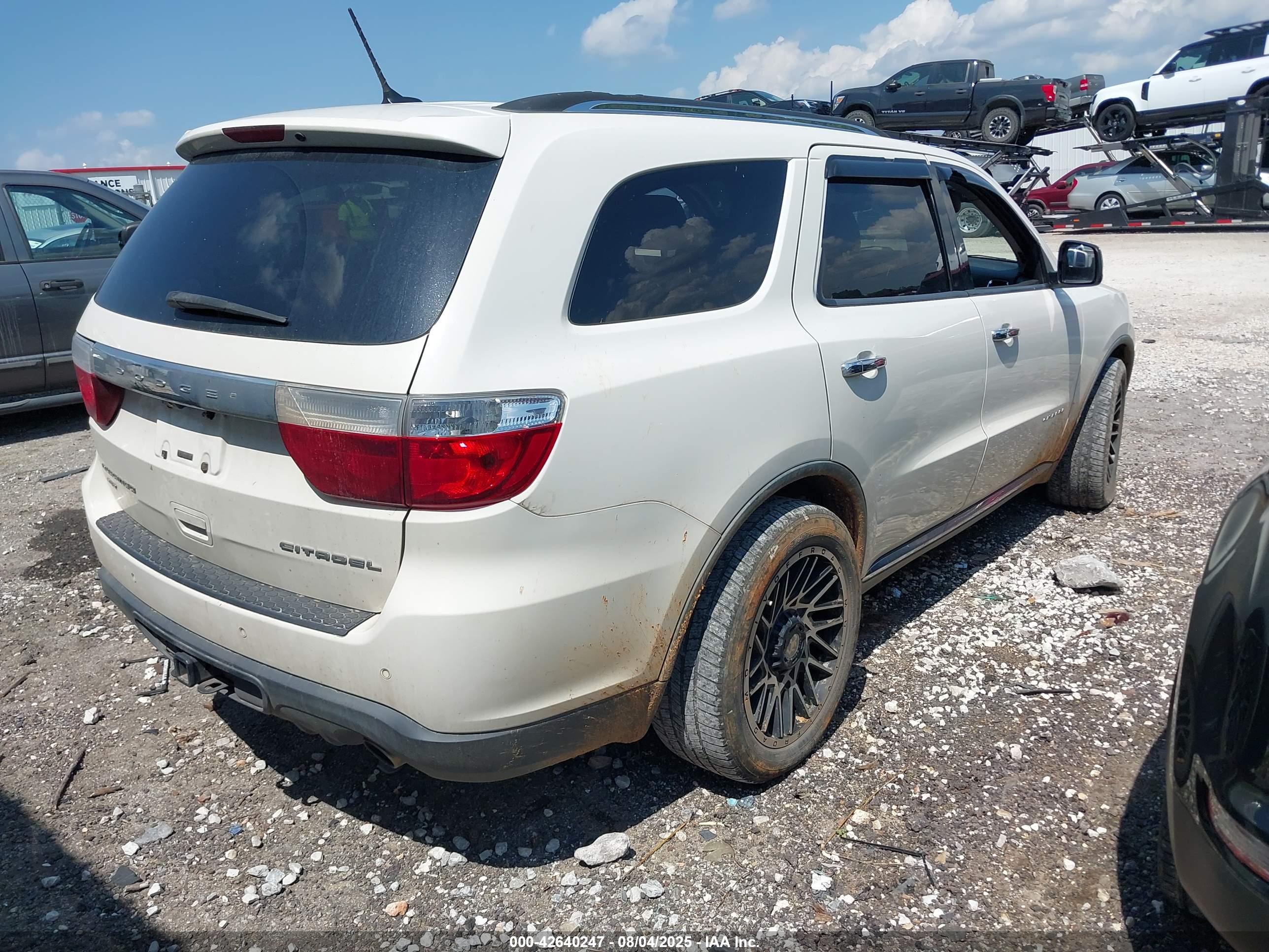 DODGE DURANGO image 4