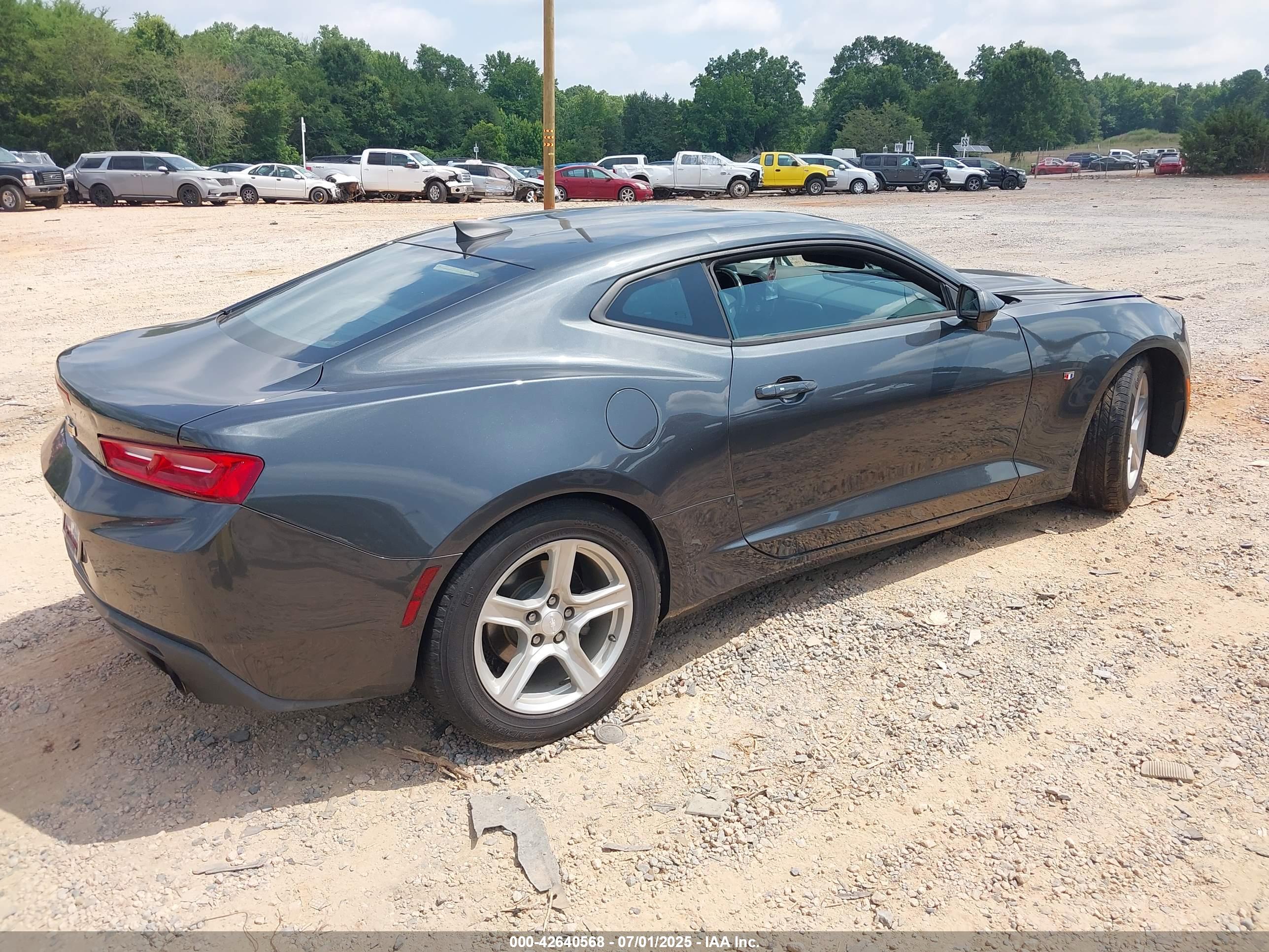 CHEVROLET CAMARO image 4