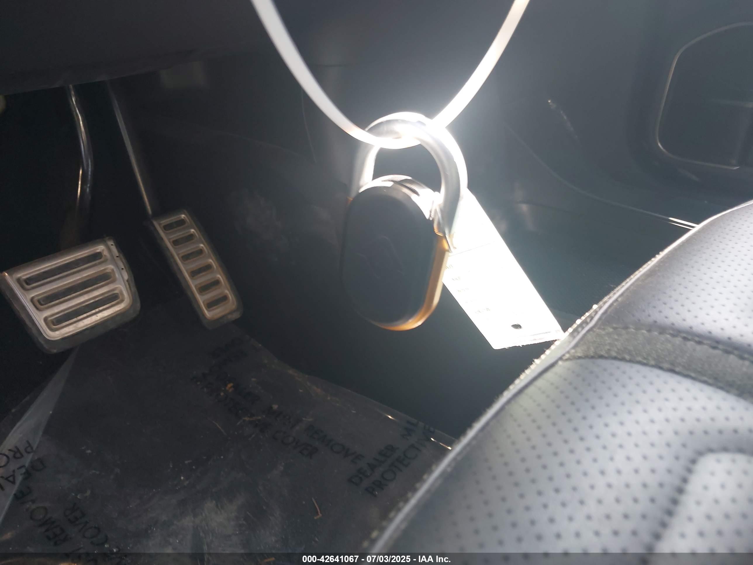 RIVIAN R1T image 11