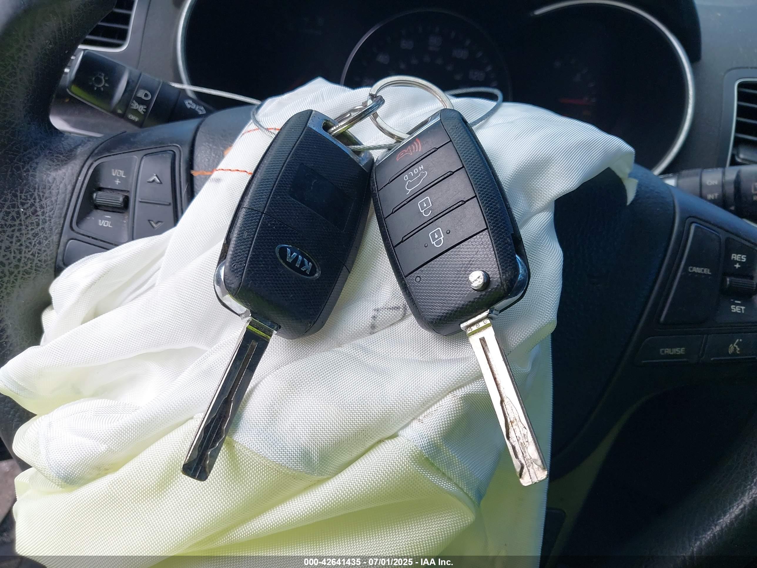 KIA SORENTO image 11