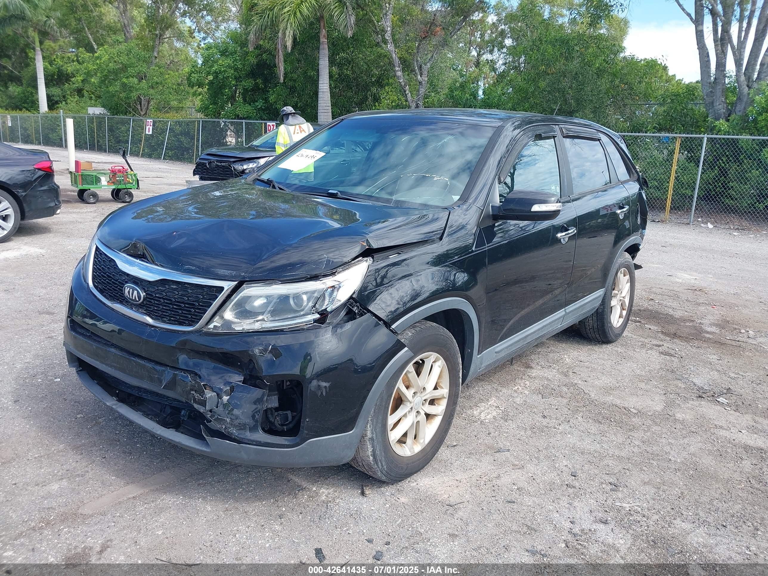 KIA SORENTO image 2
