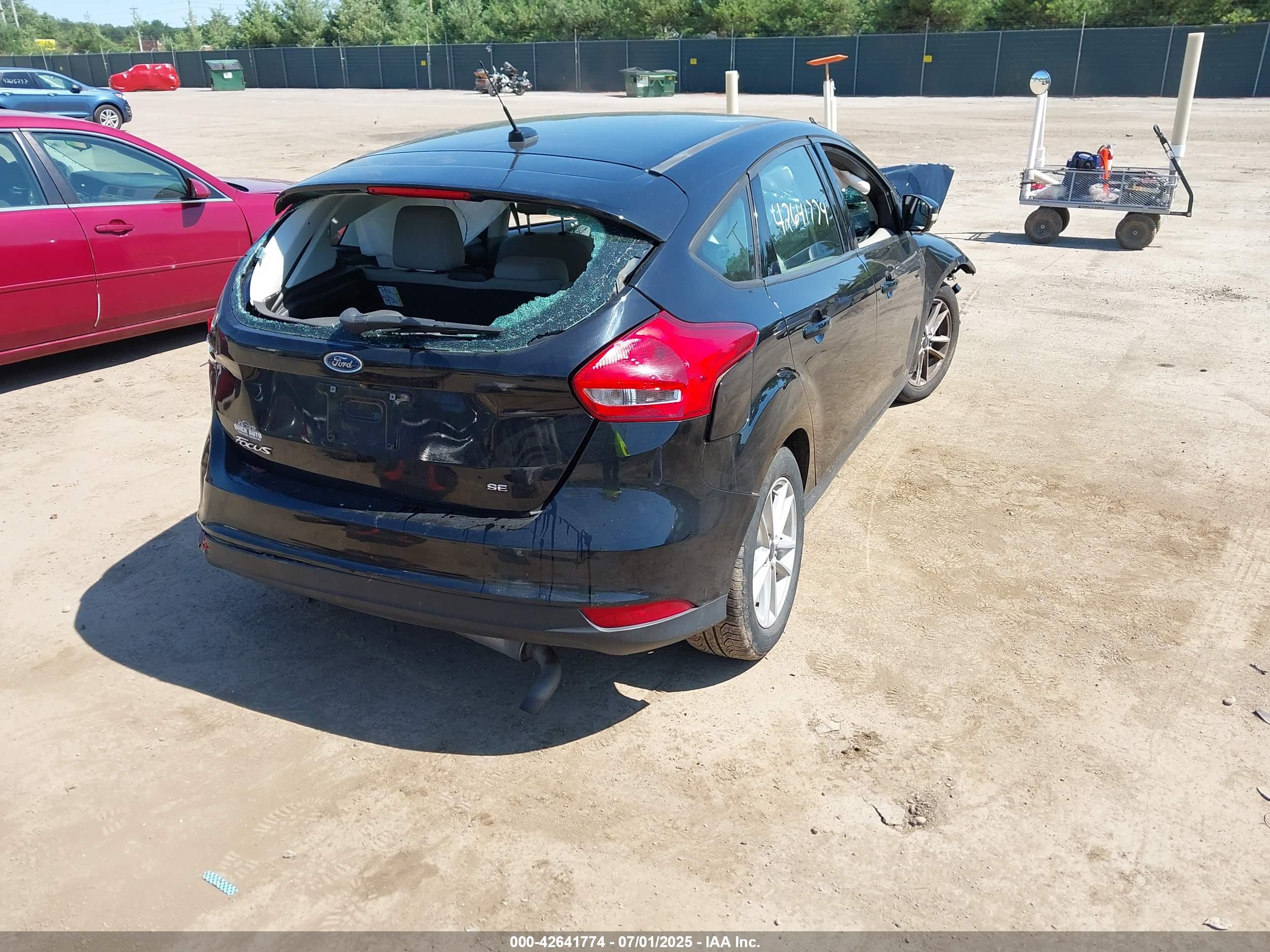 FORD FOCUS image 4