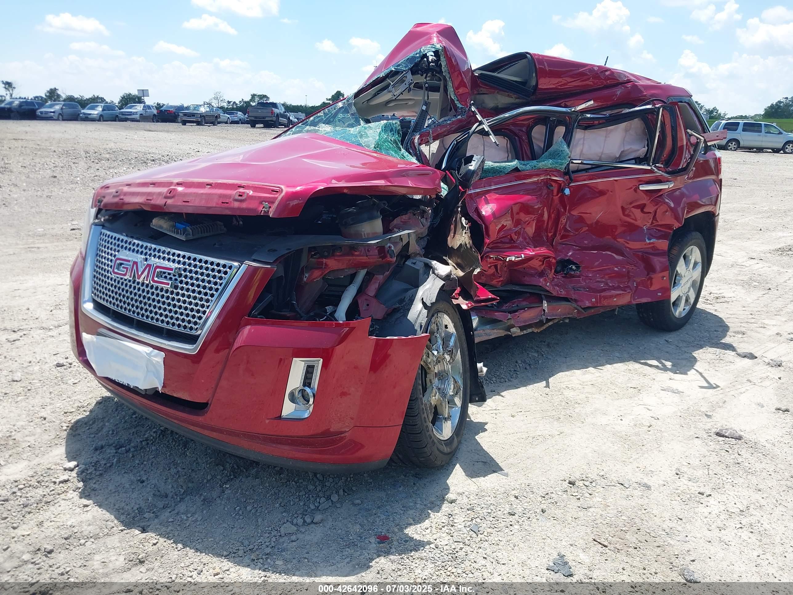 GMC TERRAIN image 2