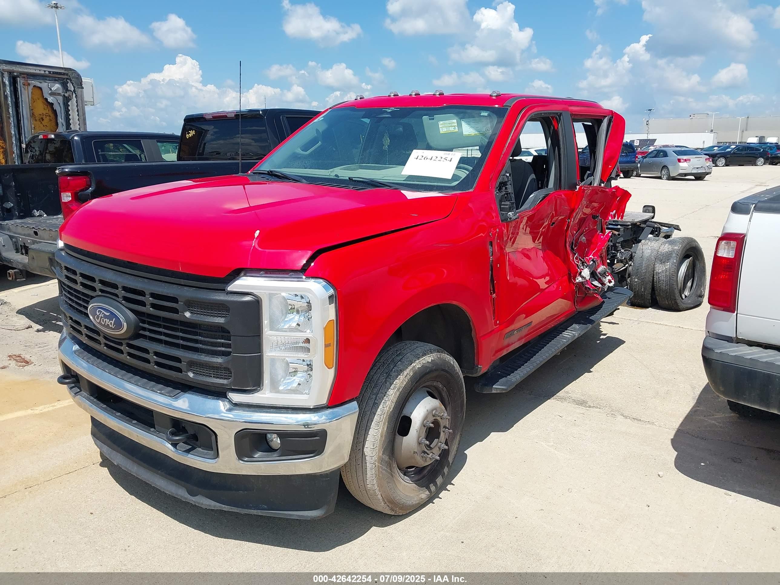 FORD F-350 image 2