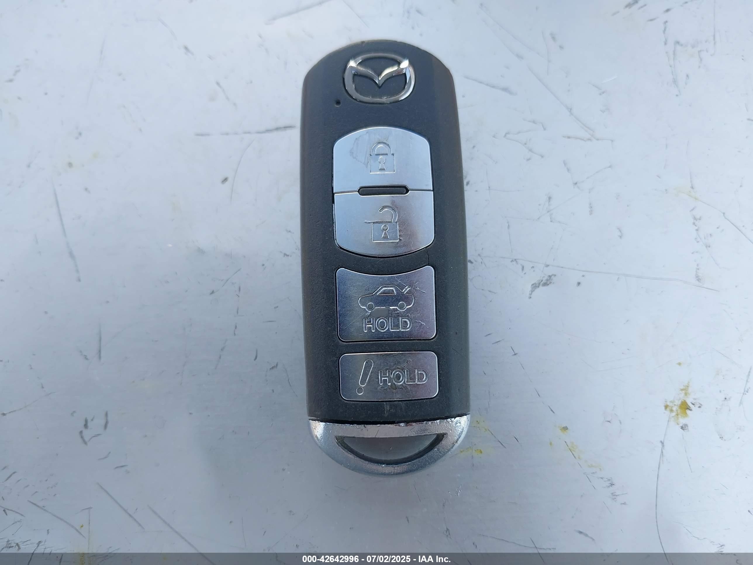 MAZDA MX-5 image 11