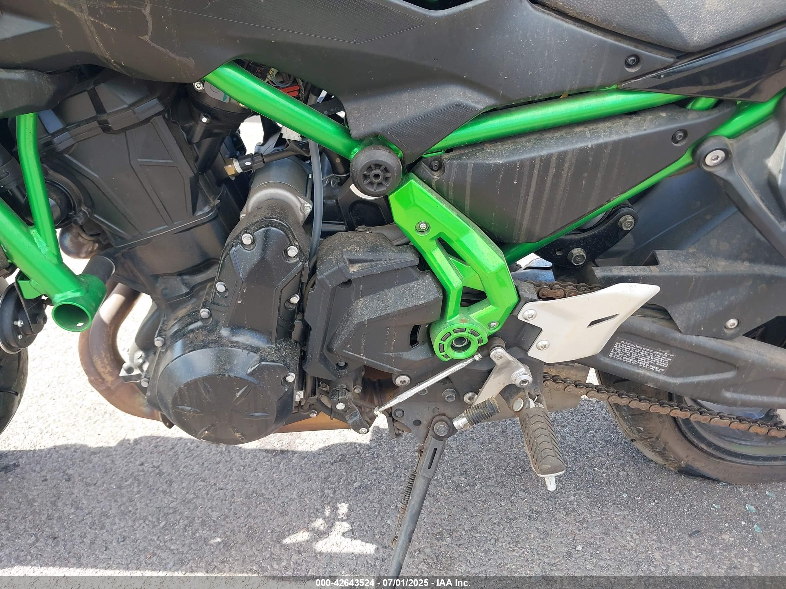 KAWASAKI ER650 image 9